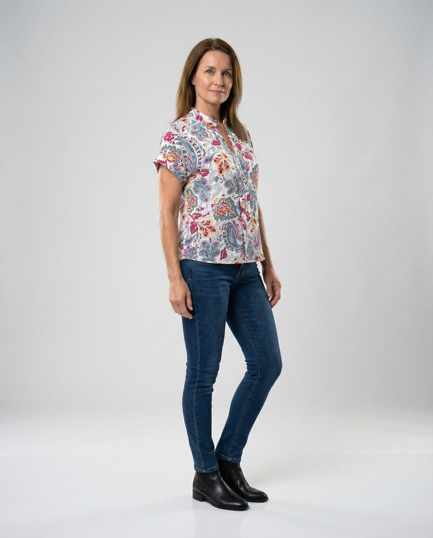 Blusa Donna con Motivo Floreale e Maniche Svolazzanti