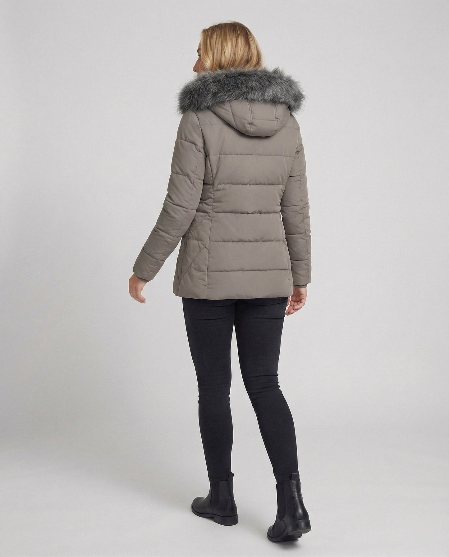 Piumino Donna con Colletto in Pelliccia