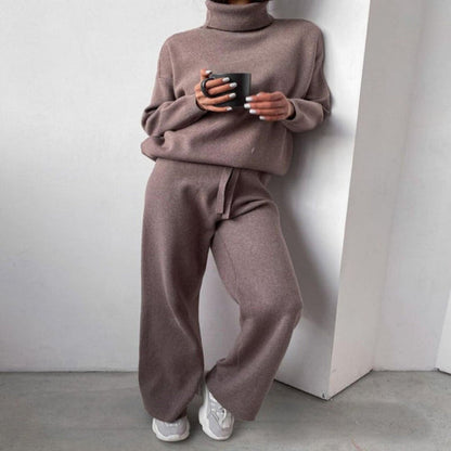 Completo Donna Maglia Dolcevita e Pantaloni Comodo Elegante