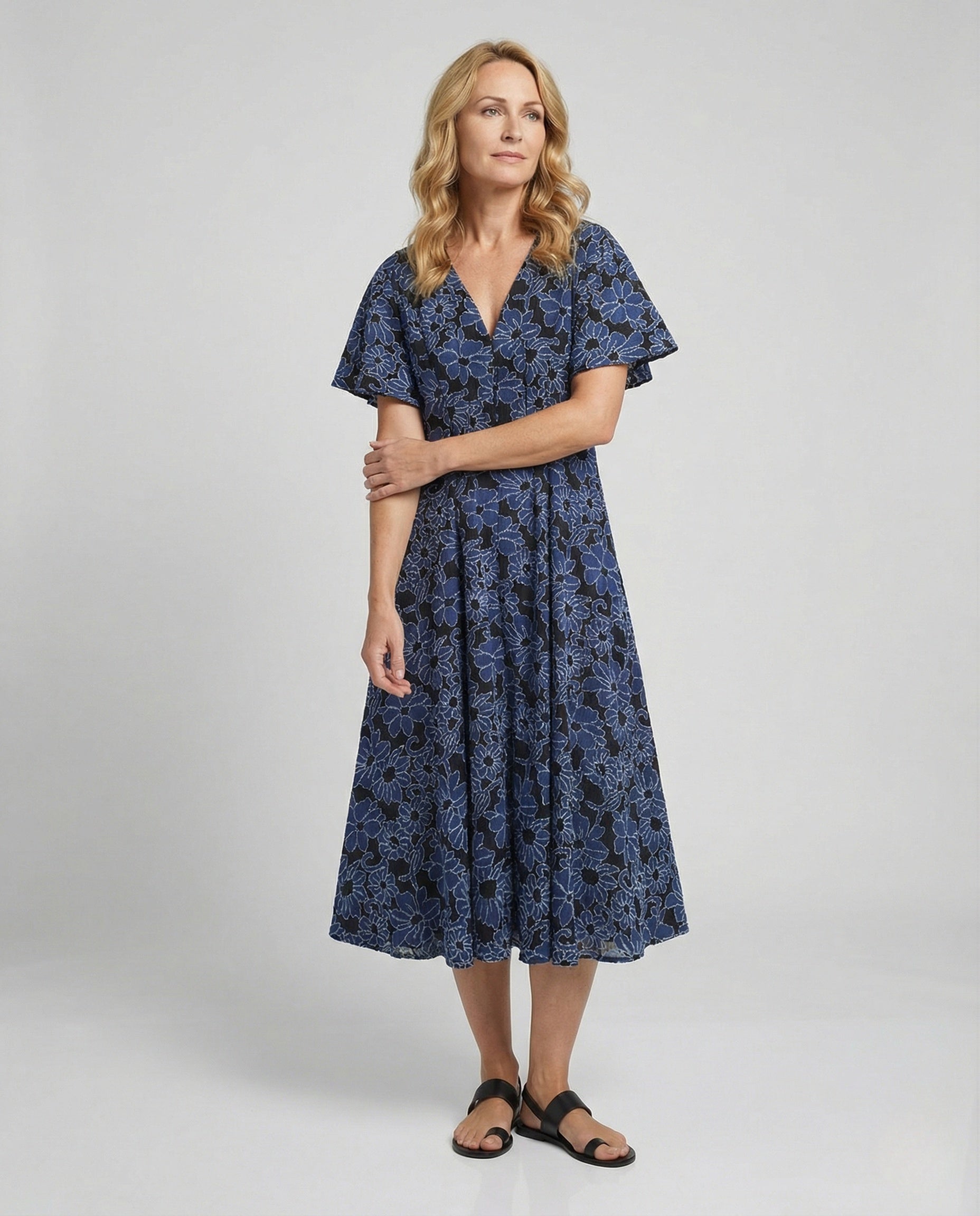 Abito Midi Donna Ricamato Scollo a V Manica Pipistrello - Brentozzi