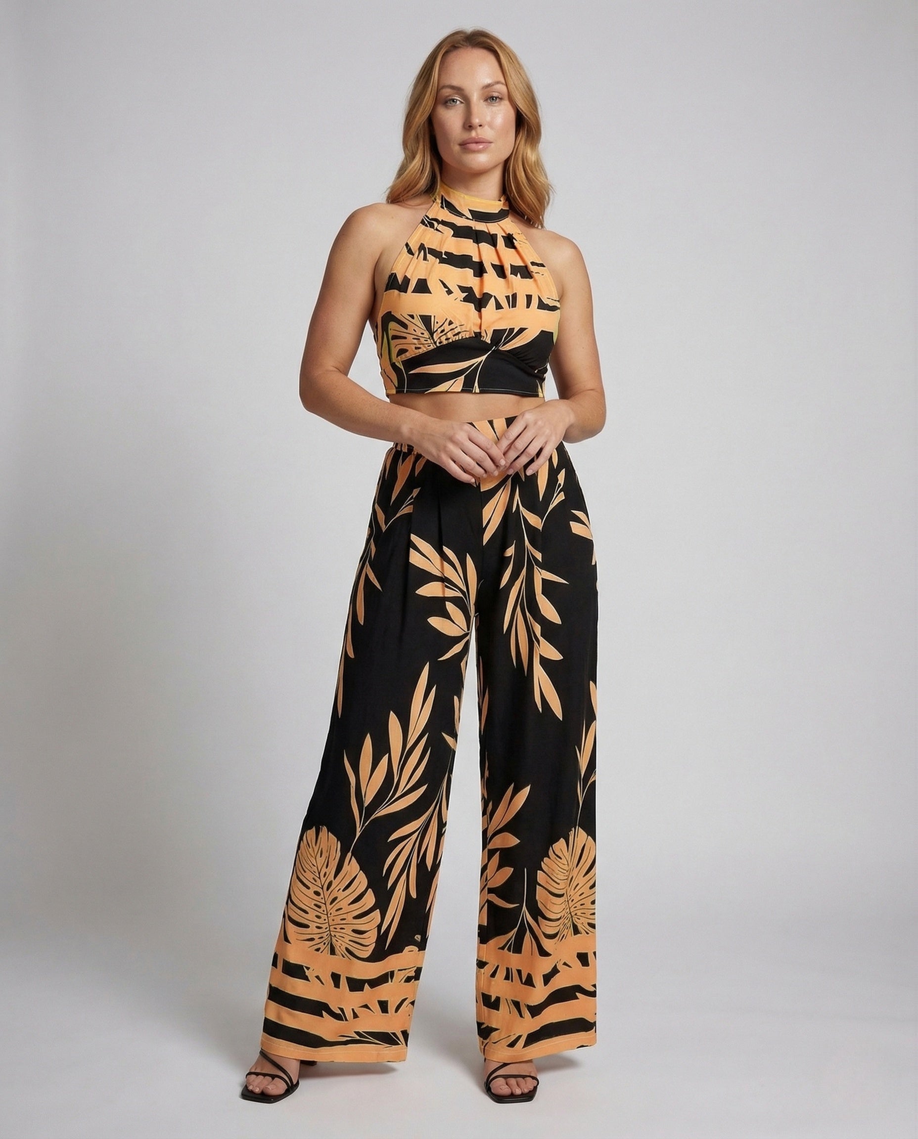 Completo Donna Neckholder e Pantaloni Palazzo Stampa Foglie - Brentozzi