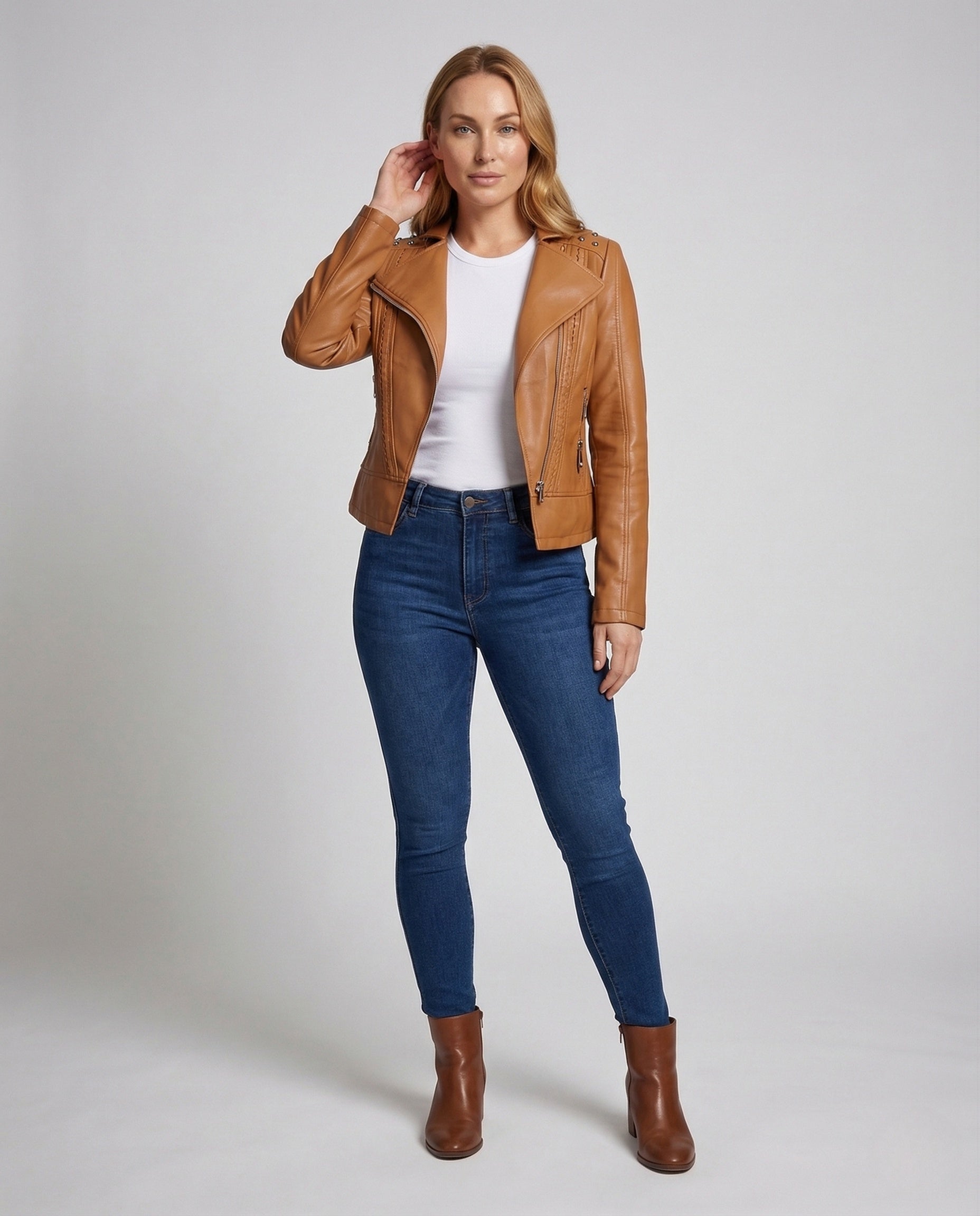 Giacca Biker Donna Ecopelle Borchie Slim Fit - Brentozzi