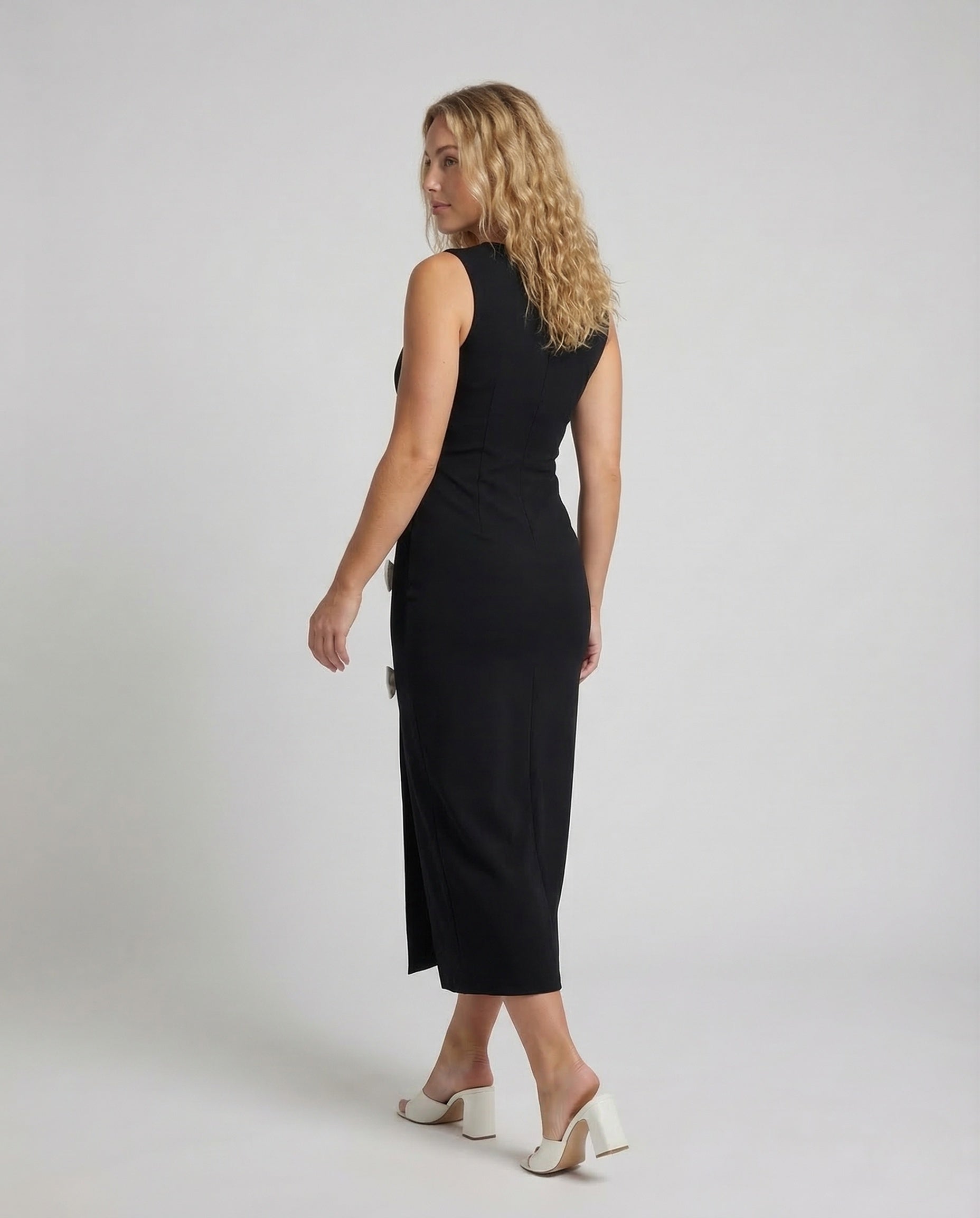 Product 15533329776970 - back_view