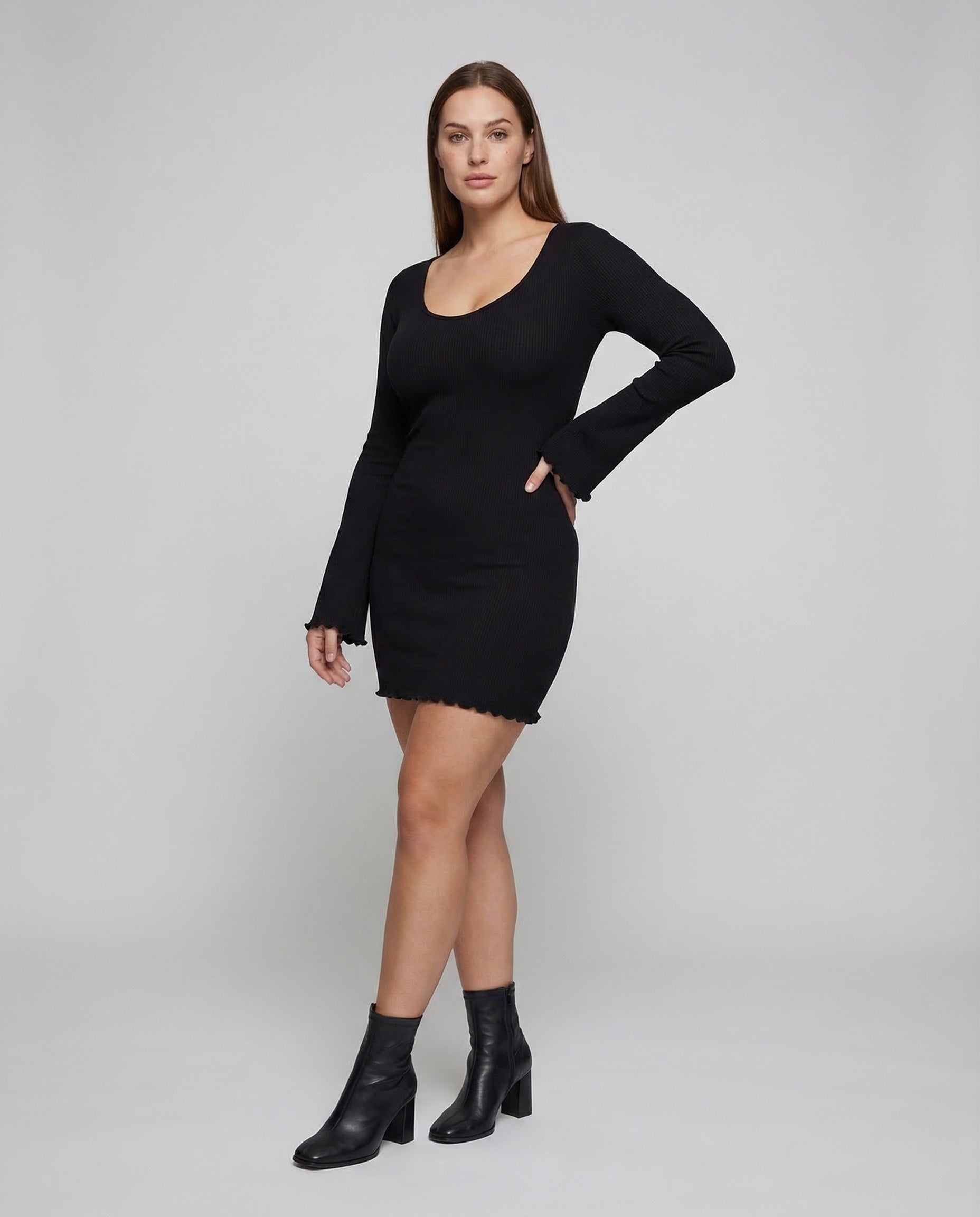 Abito Minidress Donna in Maglia Costina Manica Lunga Scollo a V - Brentozzi