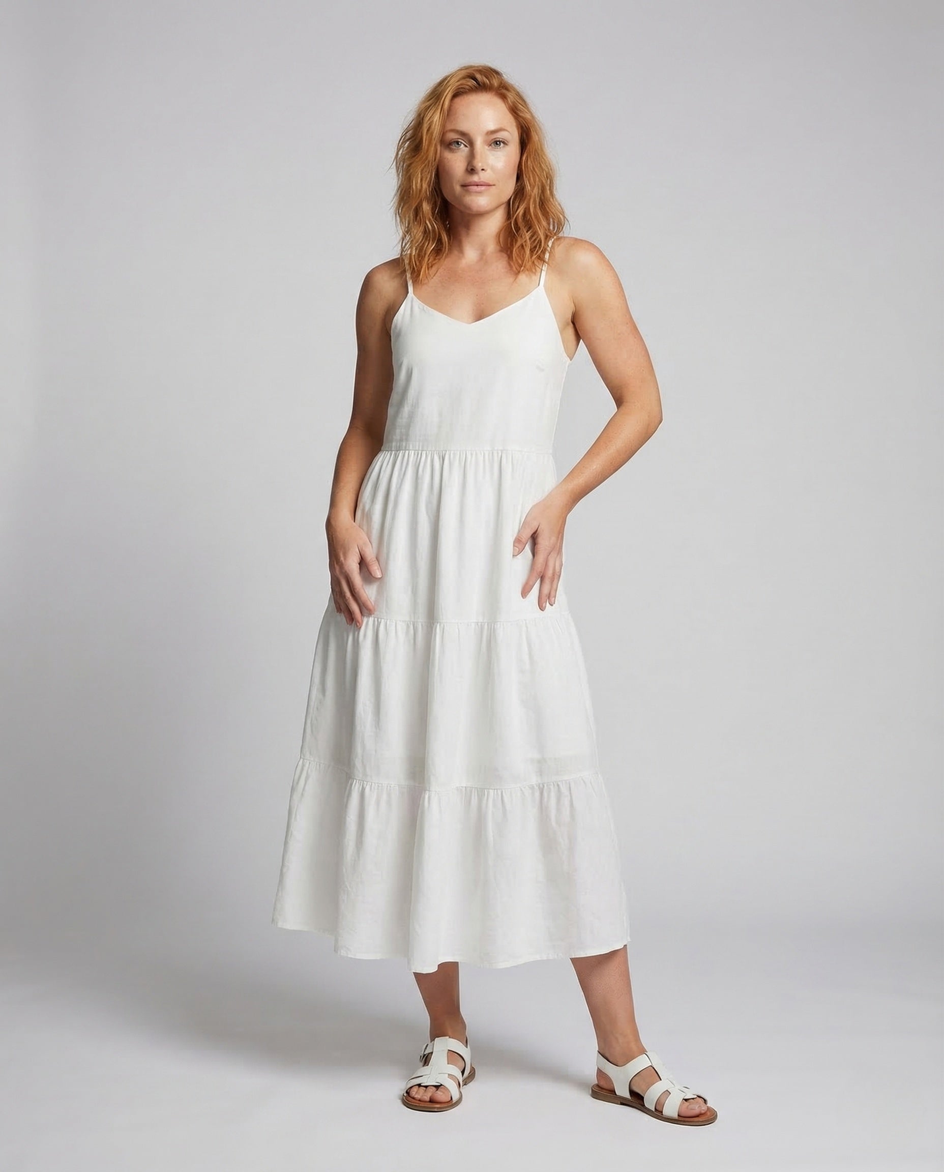 Abito Maxi Donna con Spalline Sottili a Balze - Brentozzi