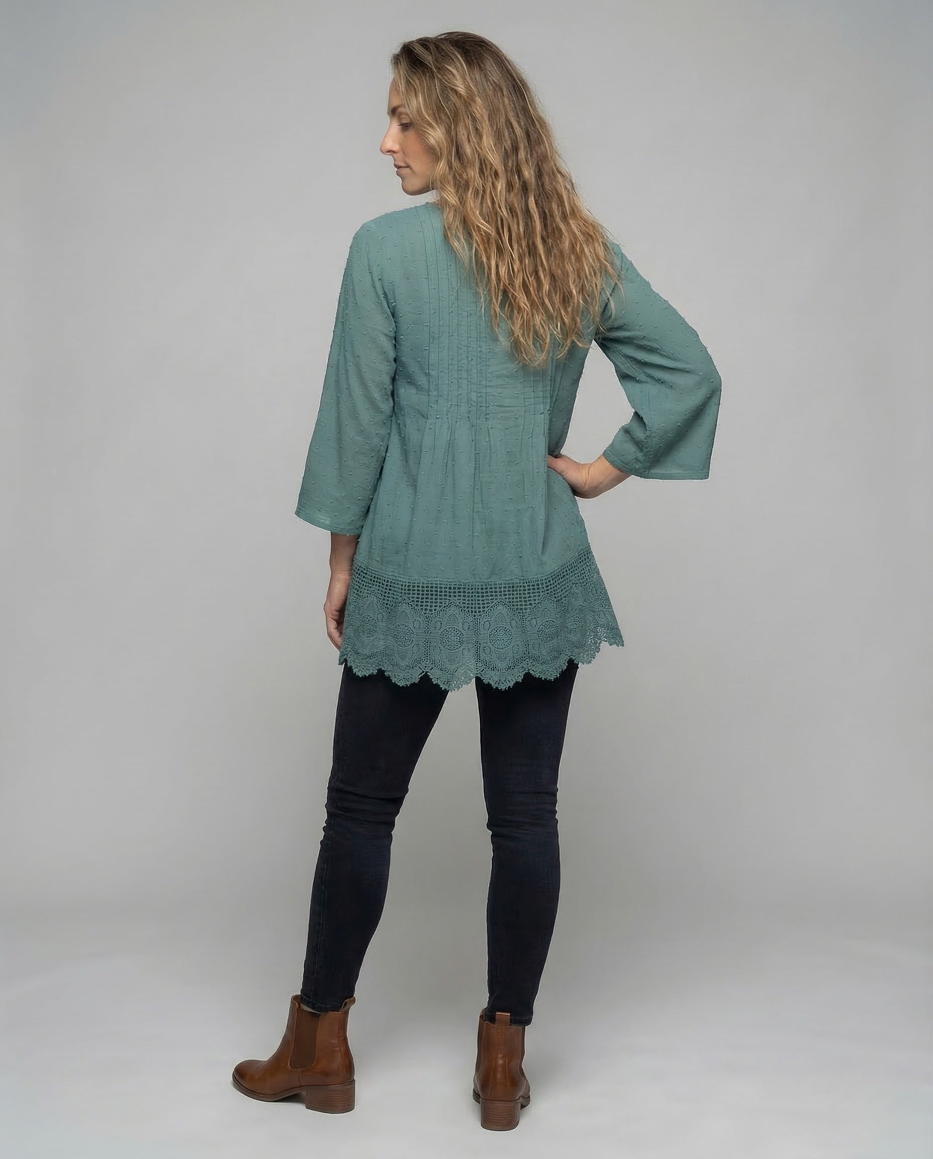 Product 15533356417354 - back_view