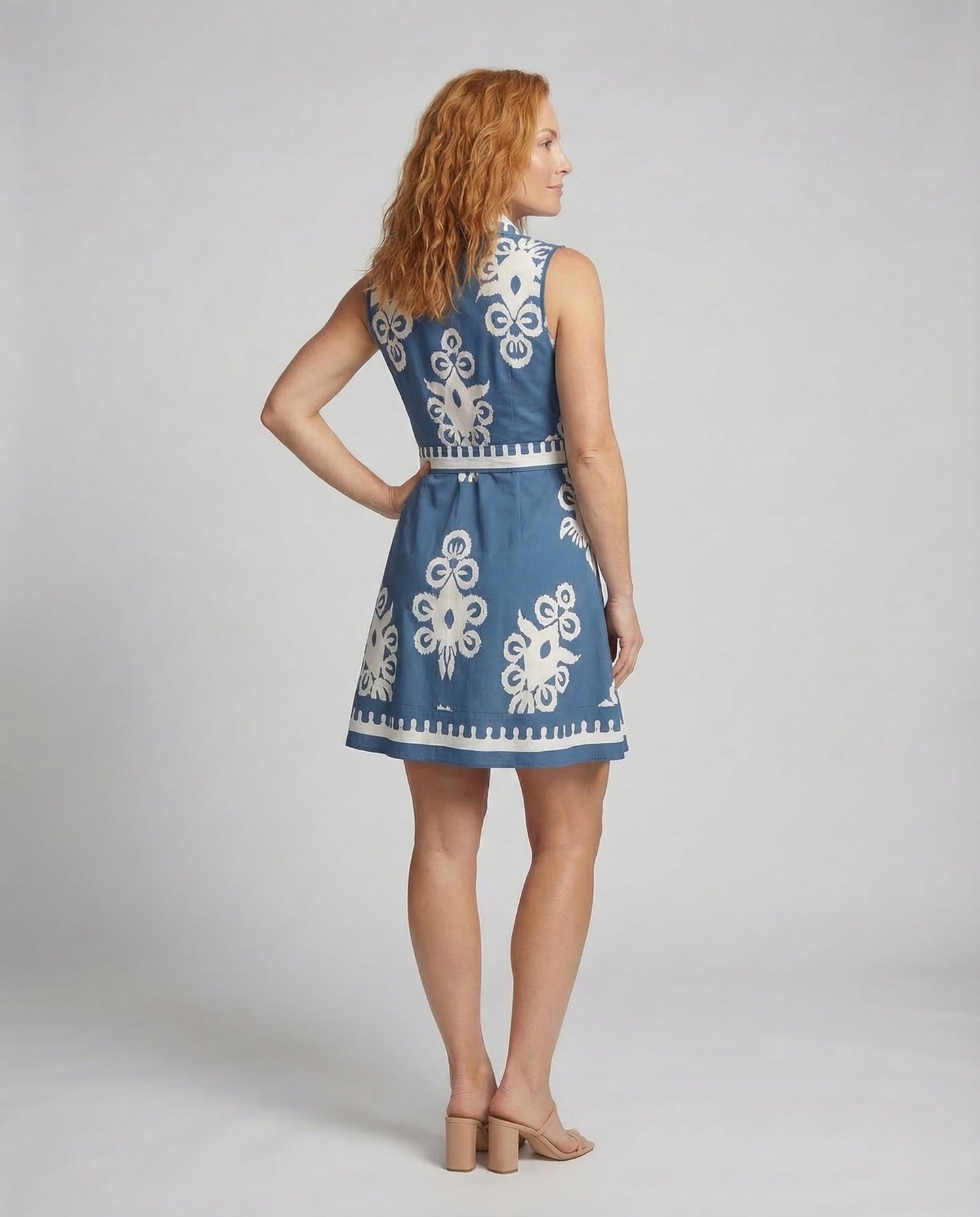 Product 15533359300938 - back_view