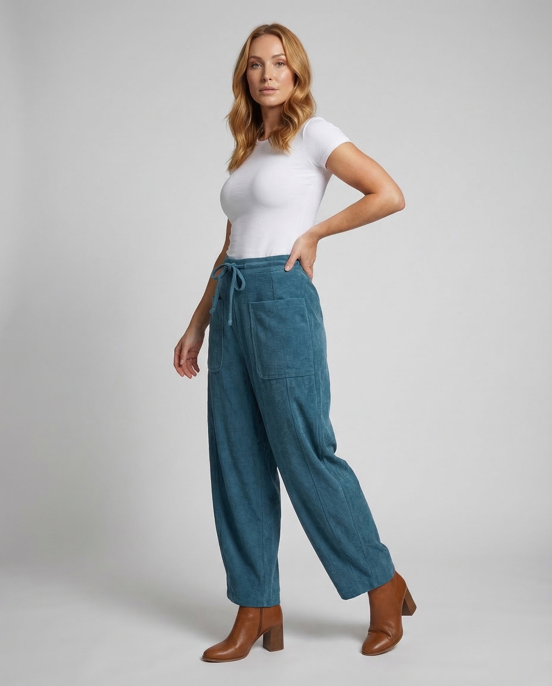 Pantaloni Donna Velluto a Coste Vita Elastica Ampia - Brentozzi