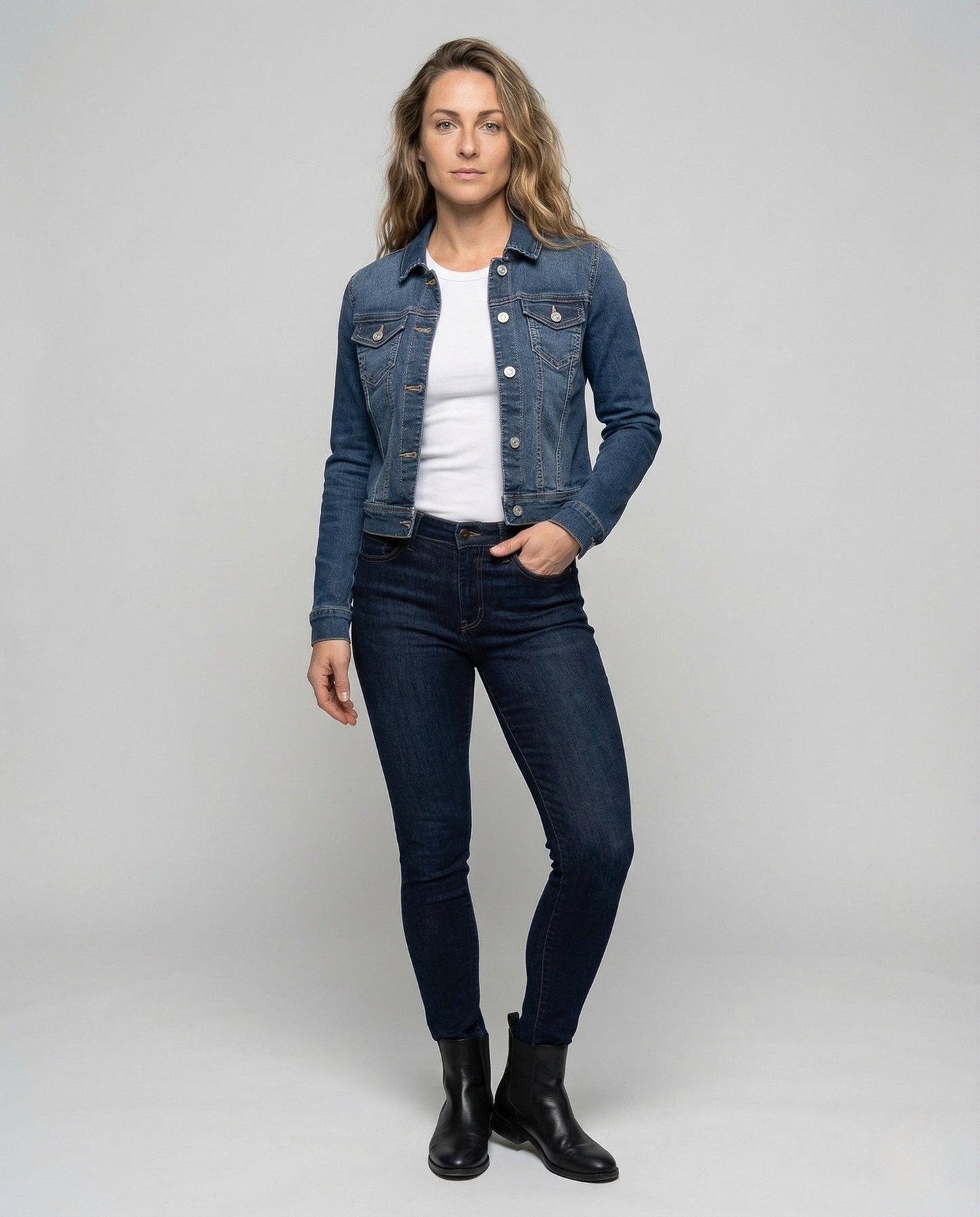 Giacca Jeans Donna Trucker Taglio Sfiancato - Brentozzi