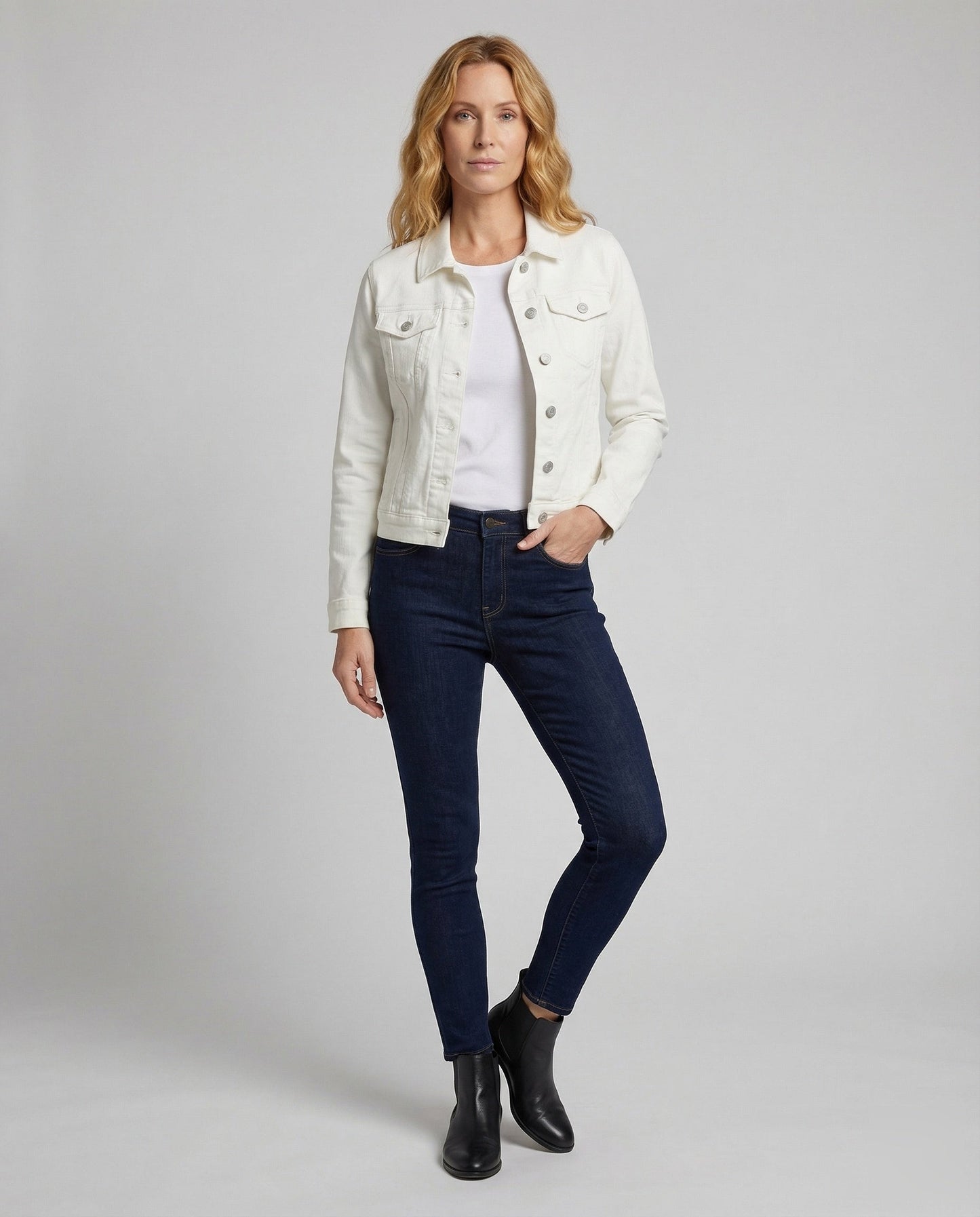 Giacca Jeans Donna Stile Trucker Vestibilità Regular - Brentozzi