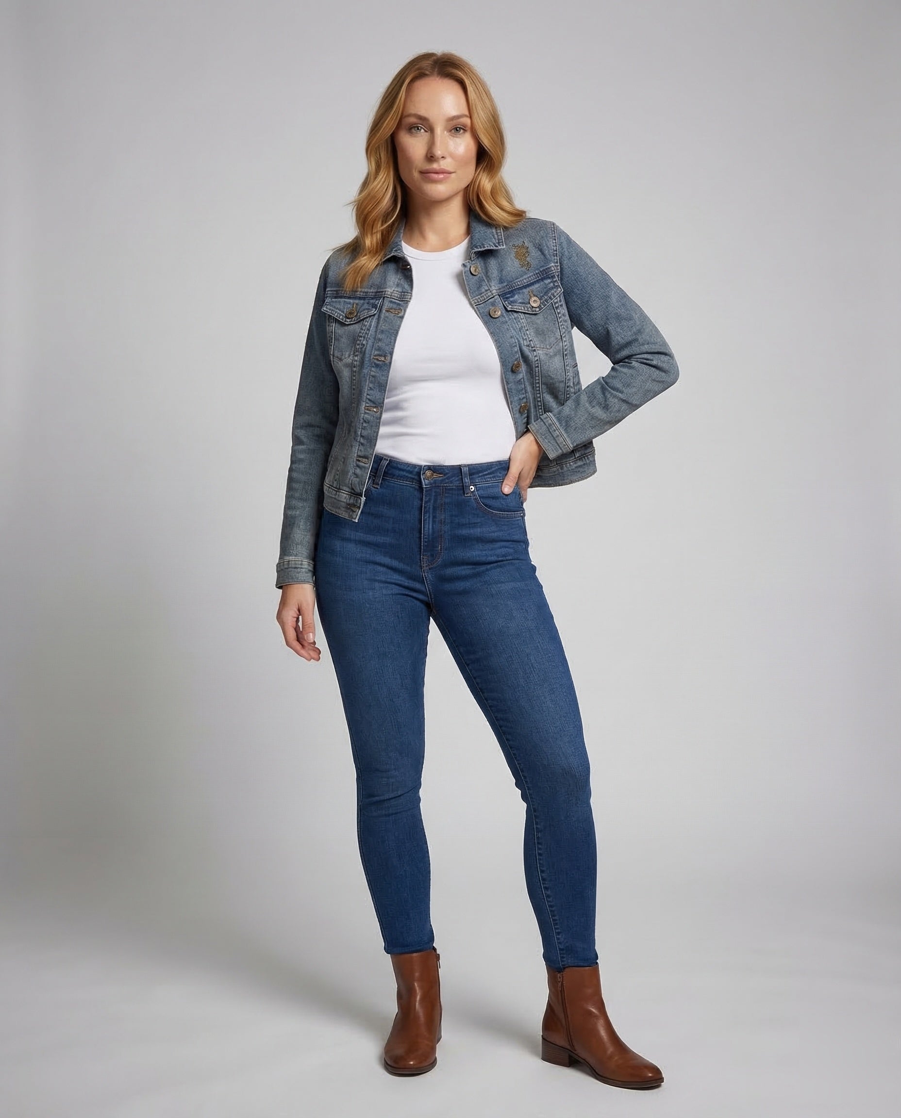 Giacca Jeans Donna Ricamata Cuore Regular Fit - Brentozzi