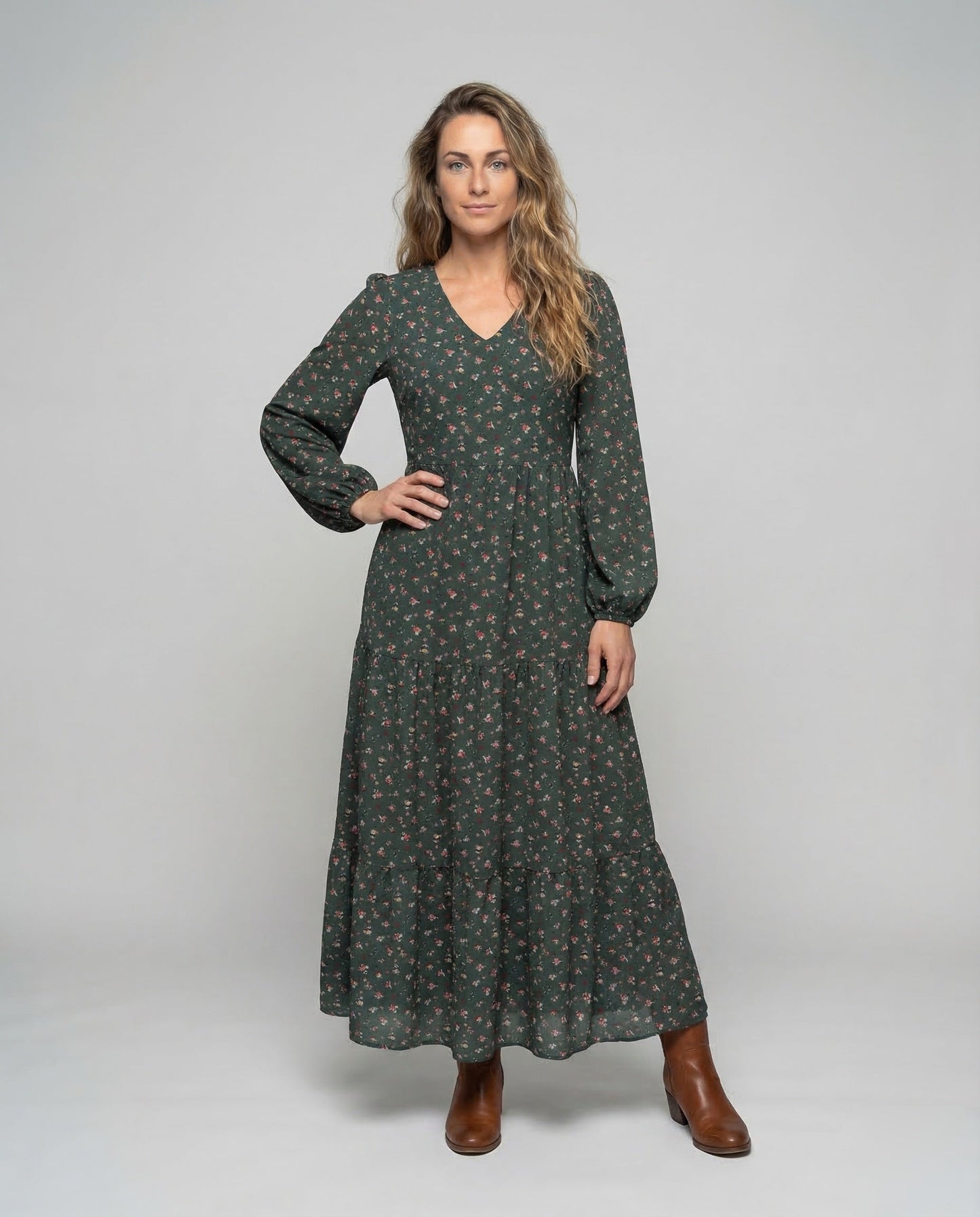 Abito Maxi Donna Fantasia Floreale a Balze - Brentozzi