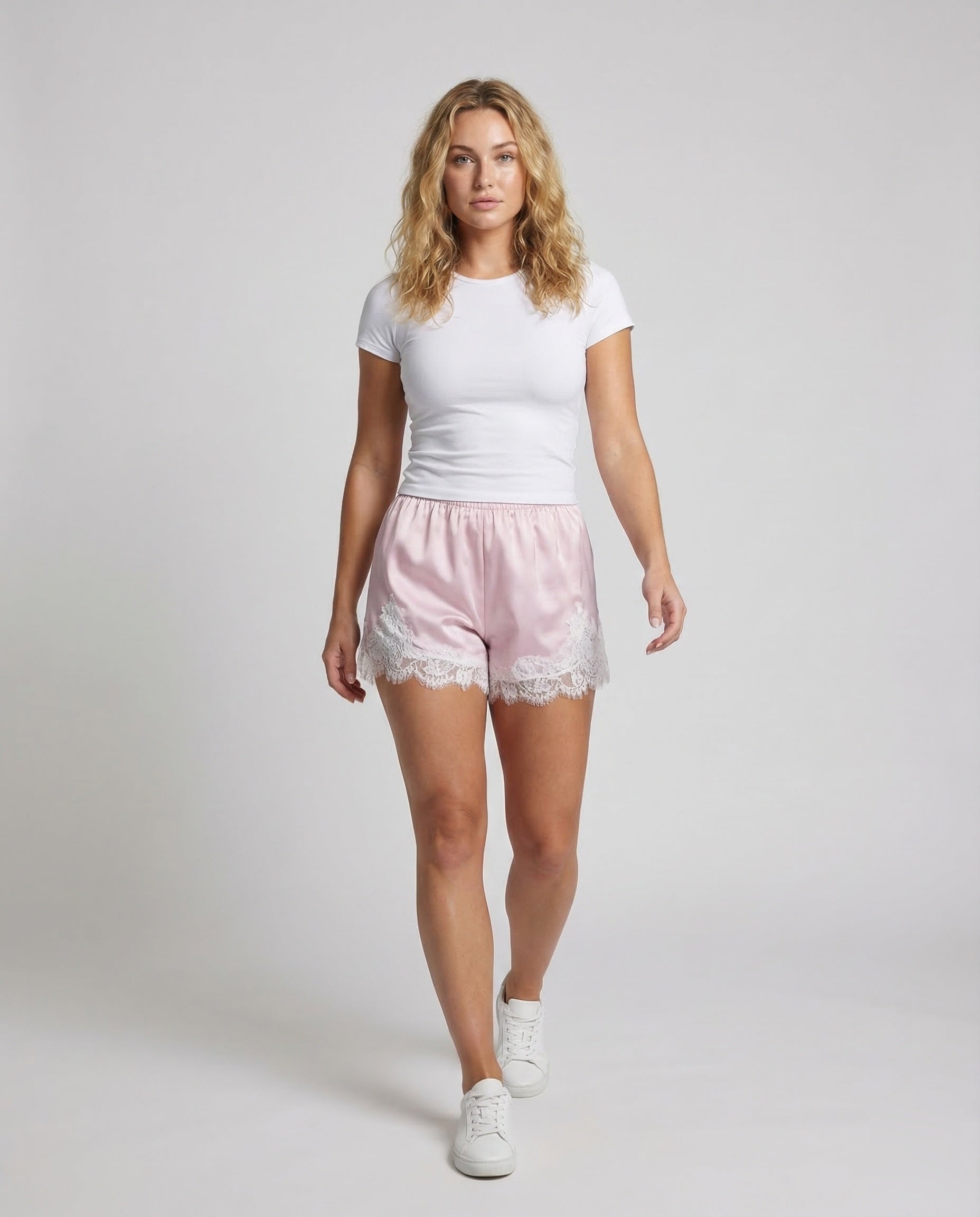 Pantaloncini Donna in Raso con Pizzo Vestibilità Comoda - Brentozzi