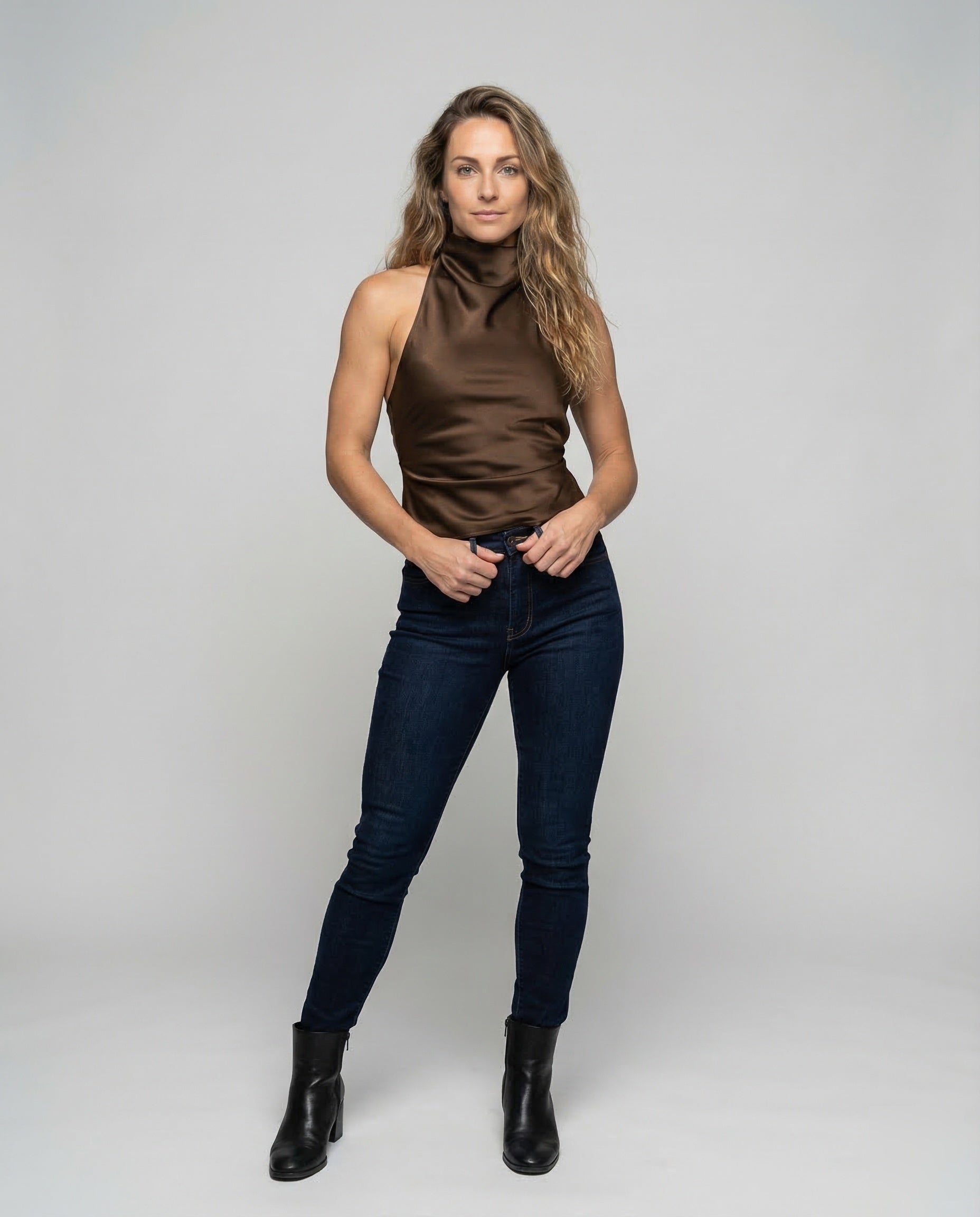 Crop Donna in Satin Scollo Schiena Scoperta - Brentozzi