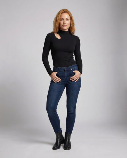Maglia Asimmetrica Donna Manica Lunga con Foro per Pollice - Brentozzi