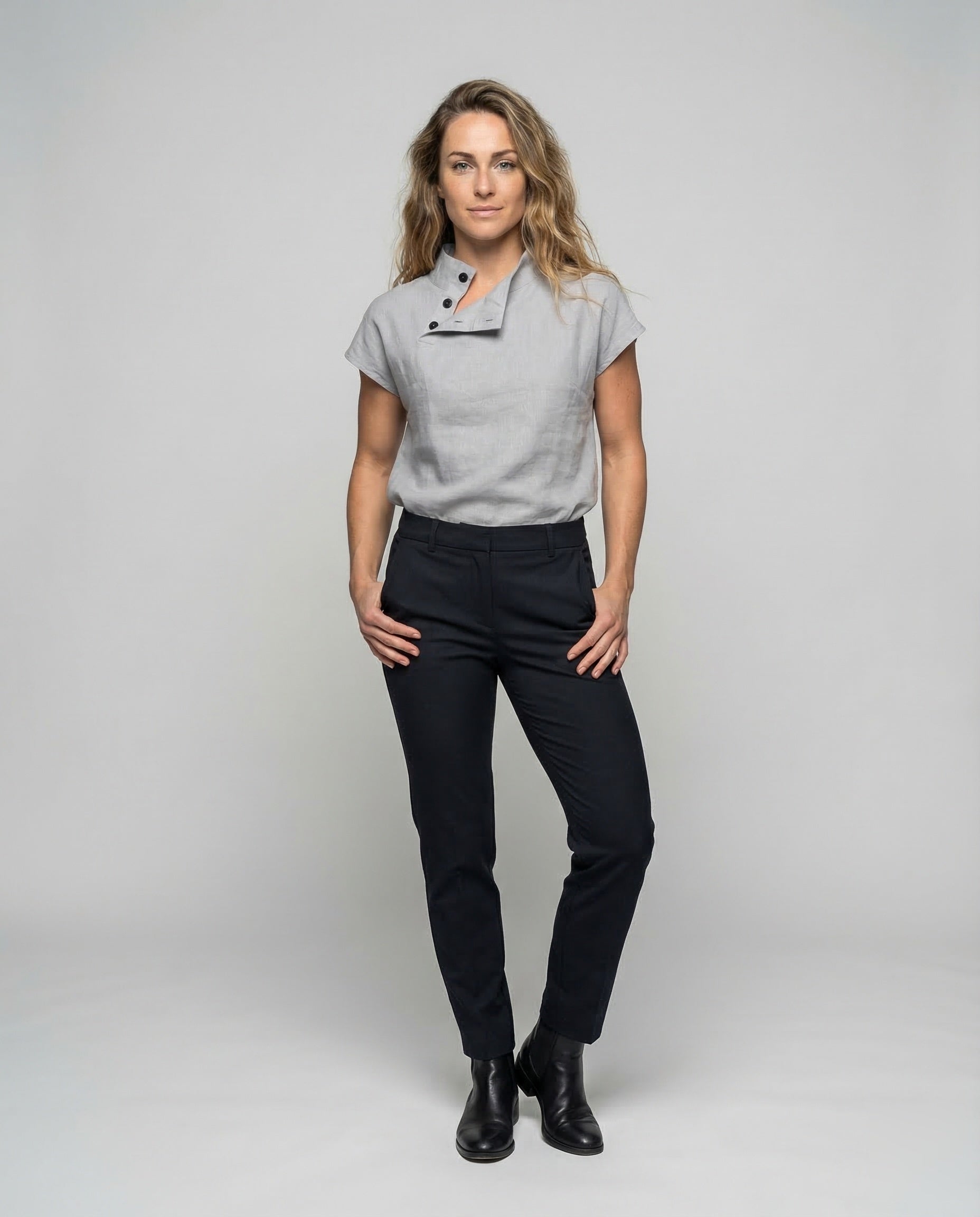 Camicia Donna in Lino con Bottoni Decorativi - Brentozzi