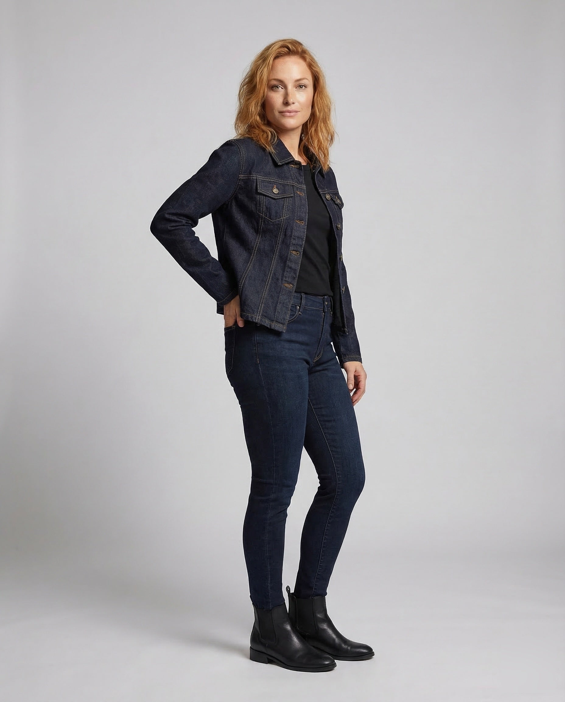 Giacca Jeans Donna Taglio Scollo a V Cuciture Sagomate - Brentozzi