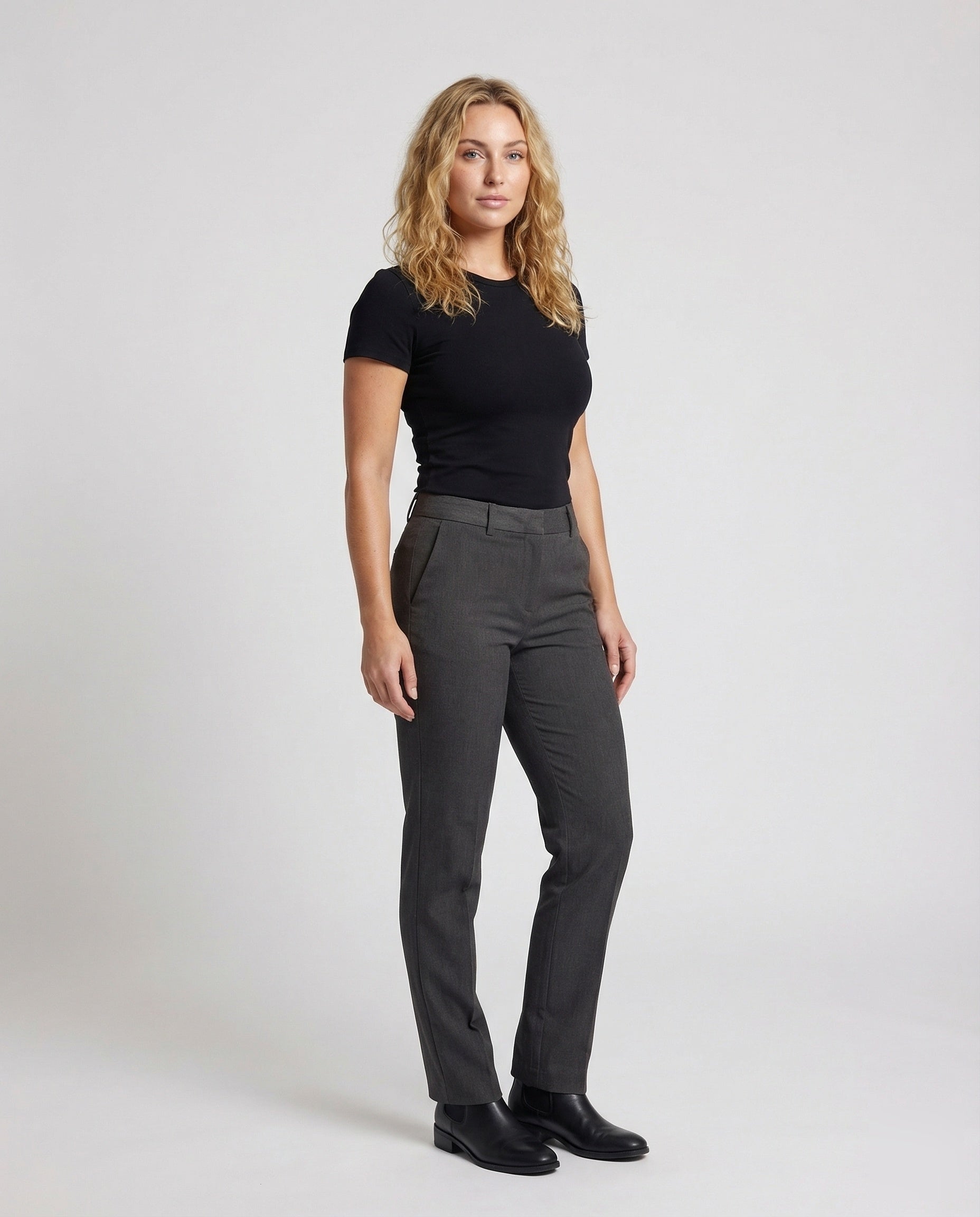 Pantaloni Donna con Piega Centrale Taglio Dritto - Brentozzi