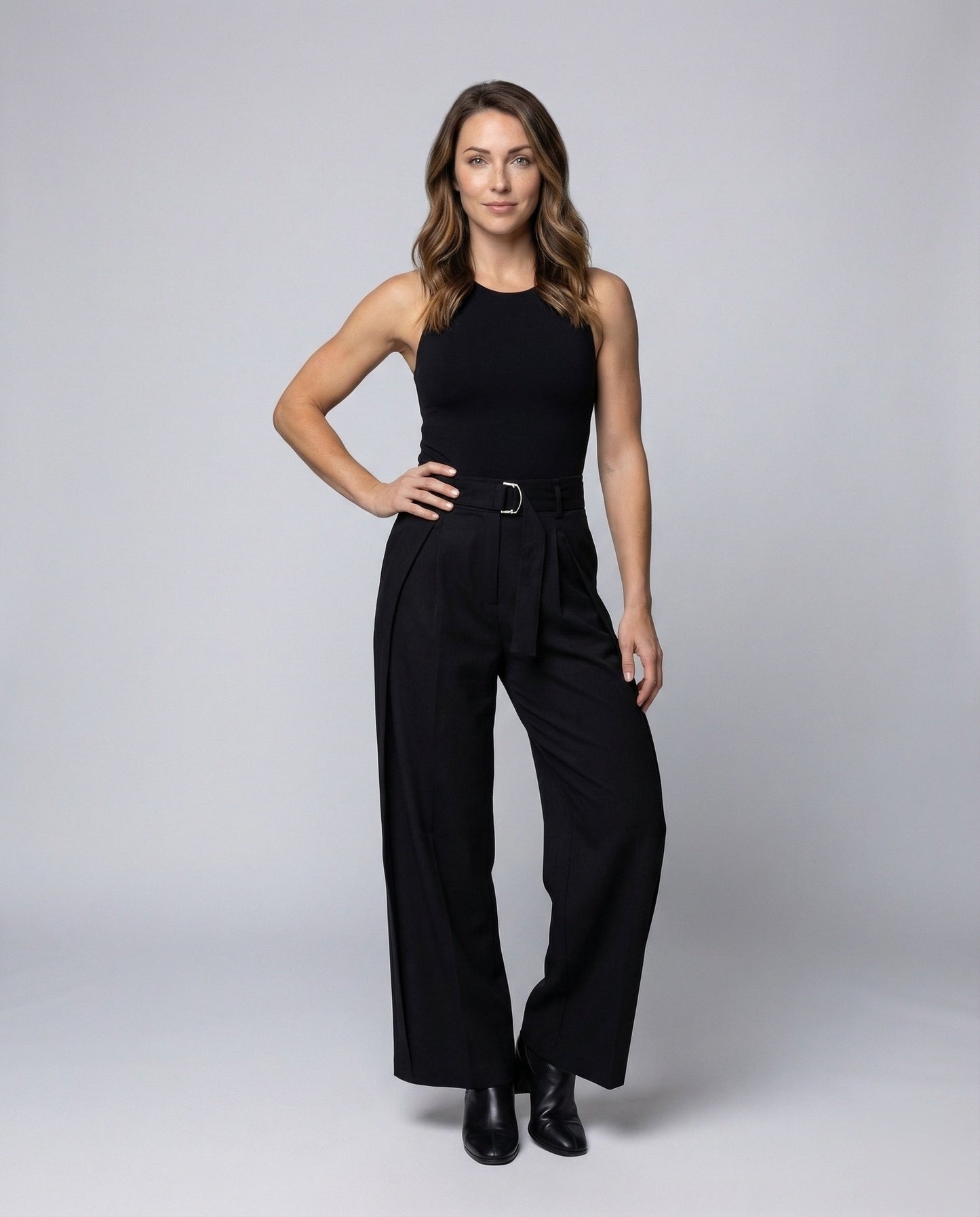 Pantaloni Donna con Pieghe e Cintura D-Ring Regolabile - Brentozzi