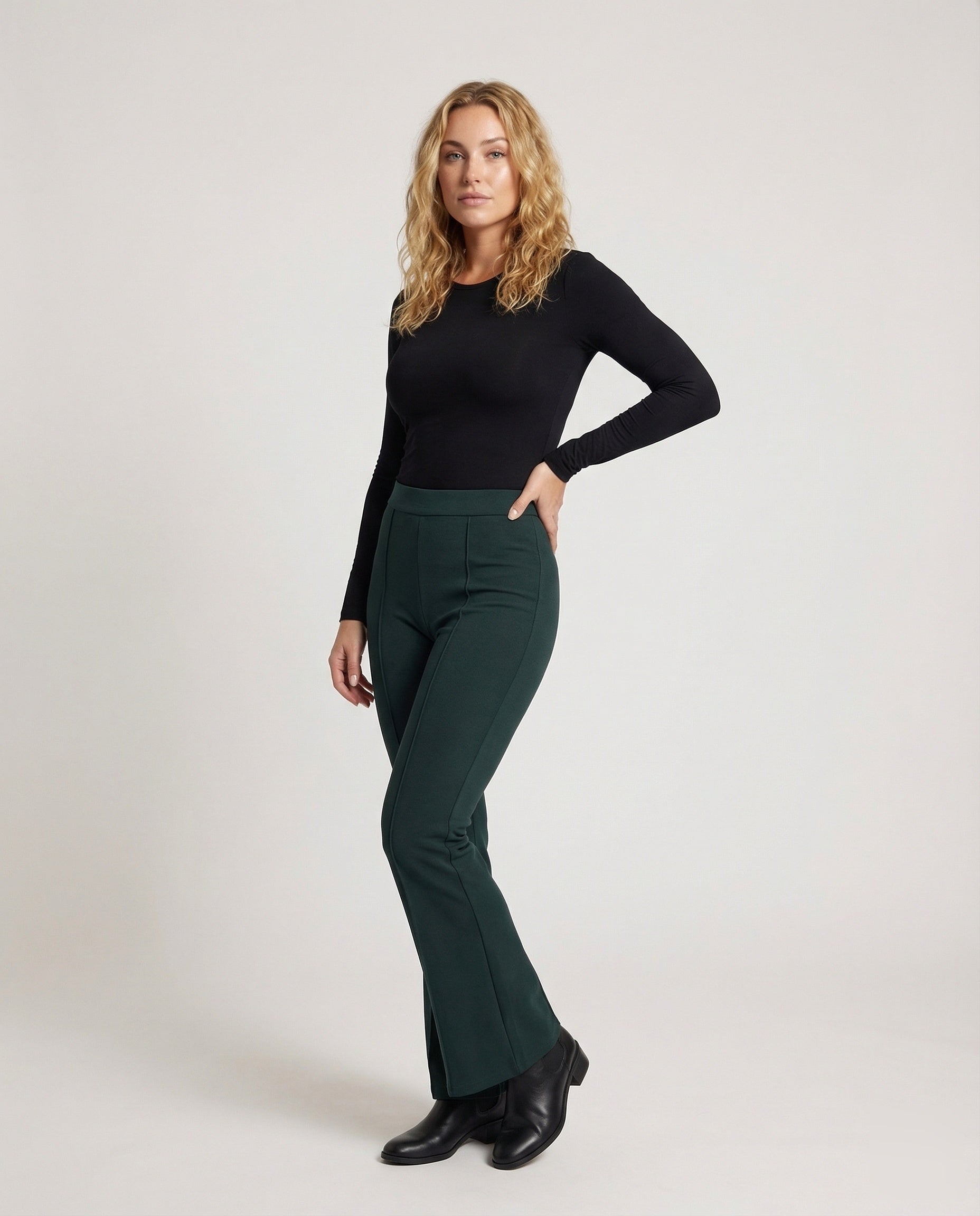 Pantaloni Donna Stretch Flare Cucitura Centrale - Brentozzi