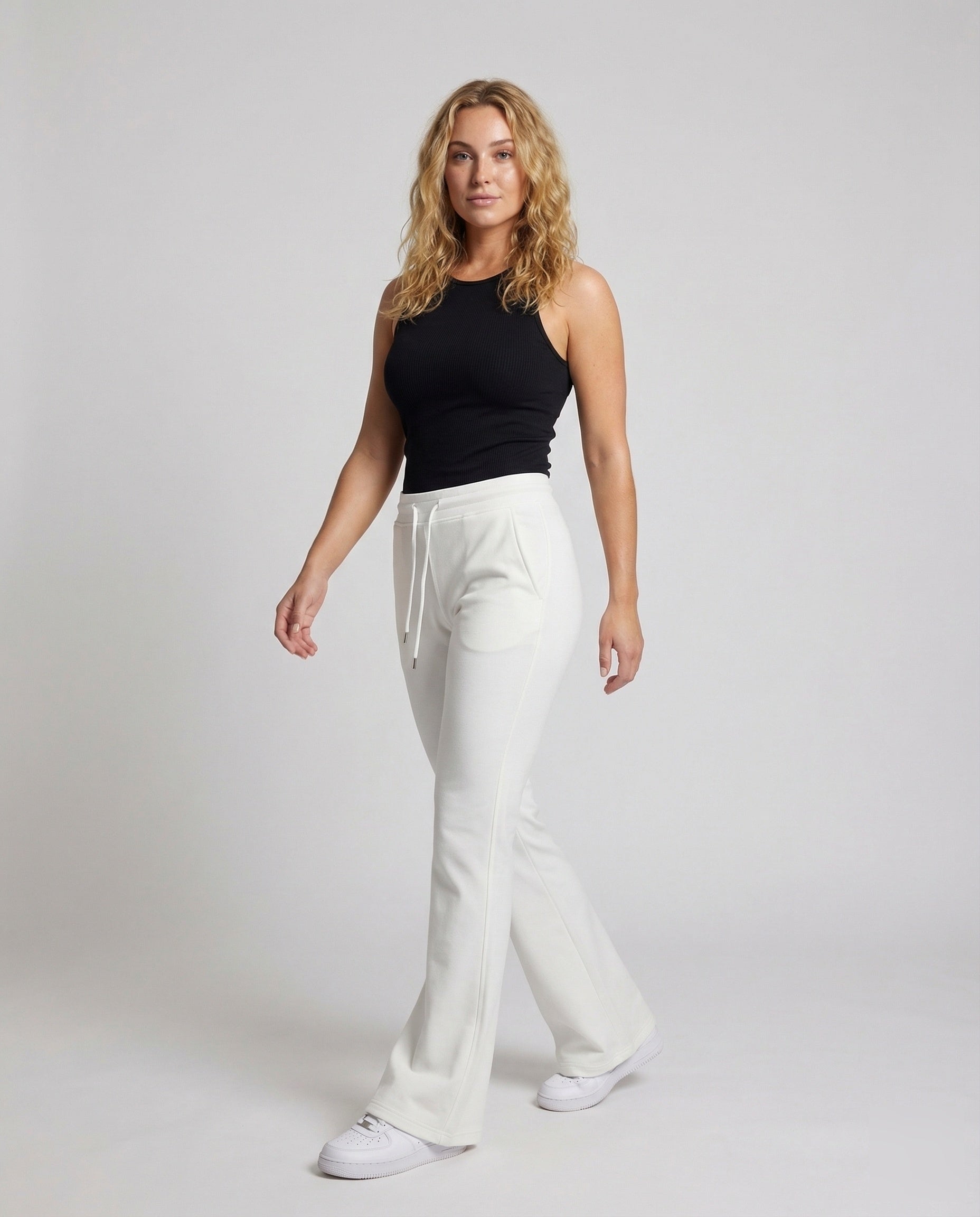 Pantaloni Donna Lounge con Cucitura Centrale Sagomati - Brentozzi