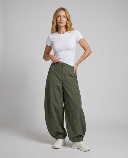 Pantaloni Palazzo Donna Tessuto Morbido Vita Bassa Pieghe - Brentozzi