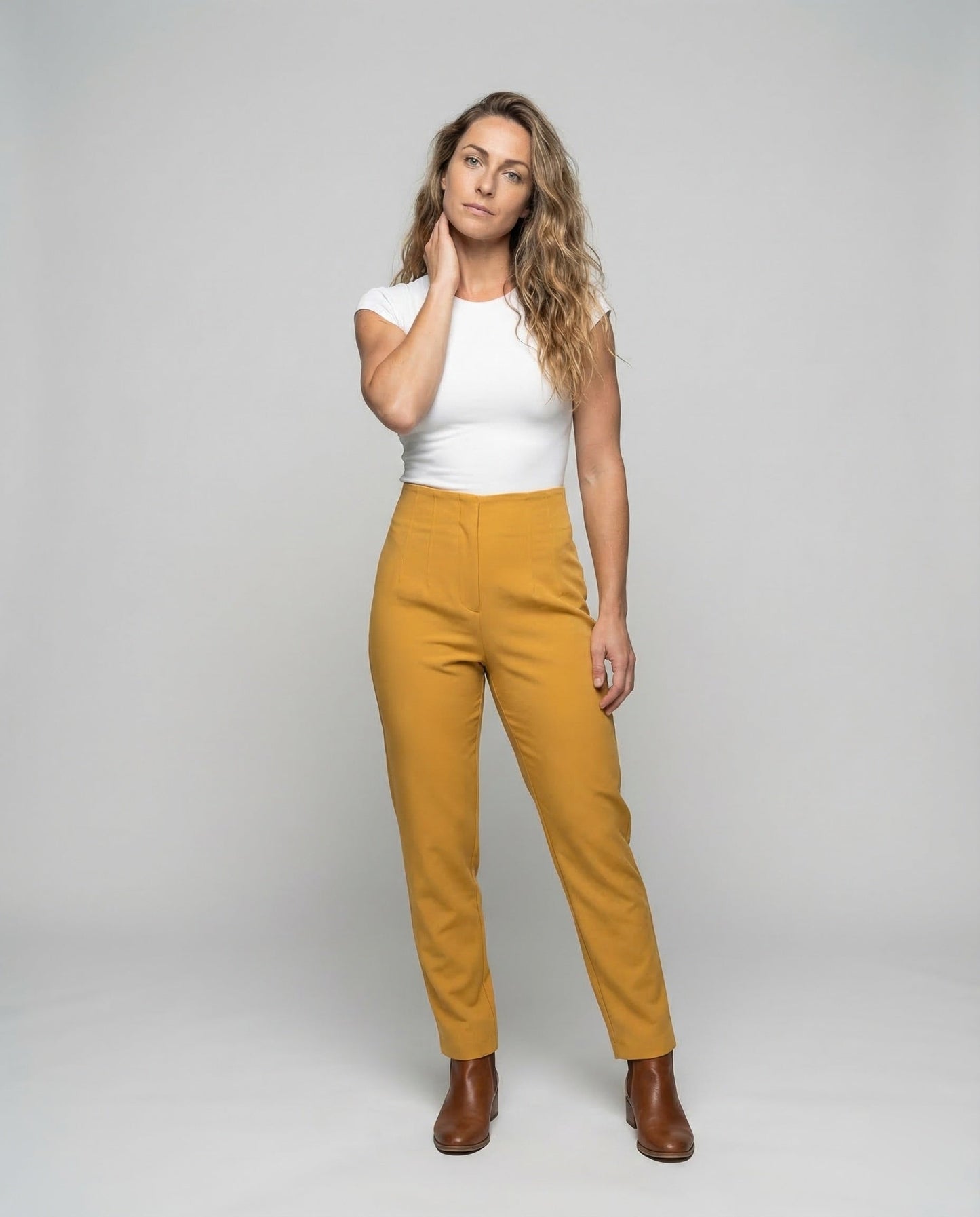 Pantaloni Donna Tessuto Slim con Cuciture Sagomate - Brentozzi