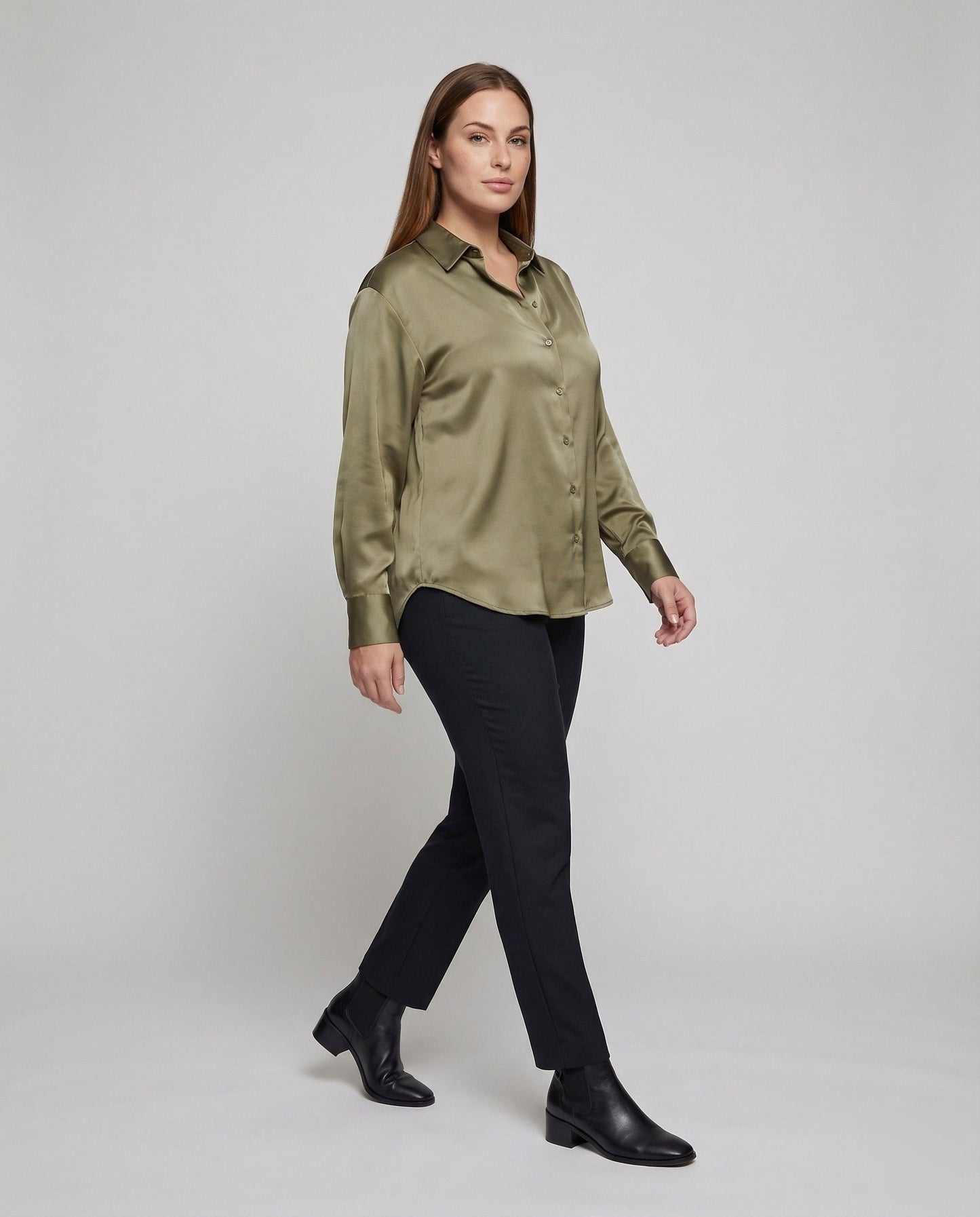Camicia Donna in Satin Scollo Classico Orlo Lungo Sul Retro - Brentozzi
