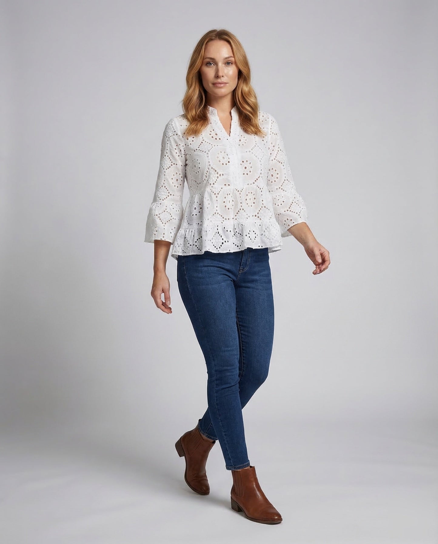 Blusa Donna in Broderie Anglaise Manica Campana - Brentozzi
