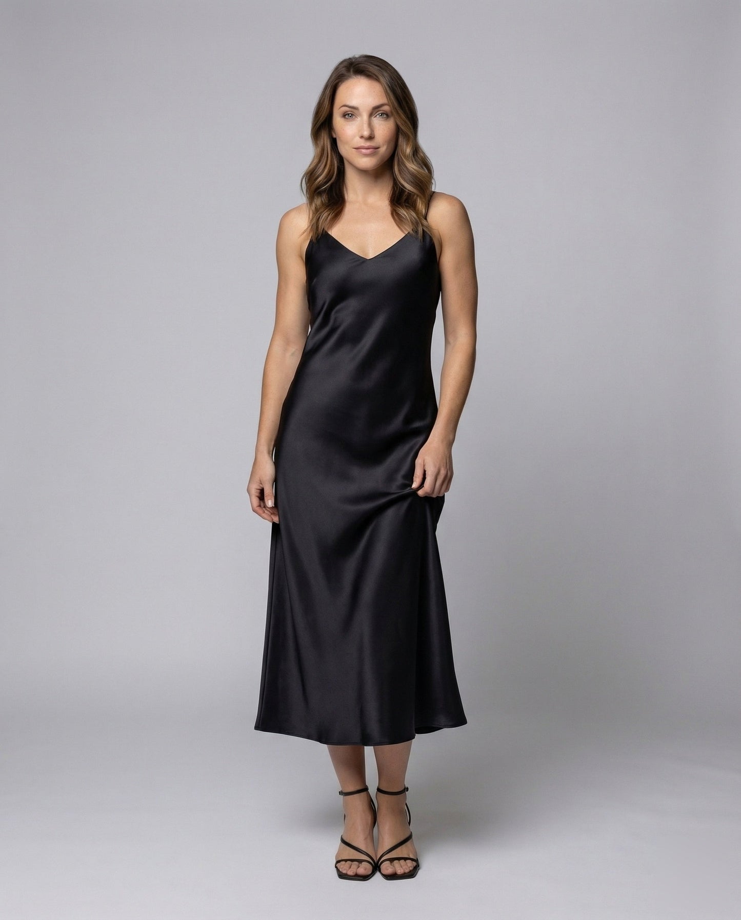 Abito Maxi Donna in Satin Scollo a V - Brentozzi