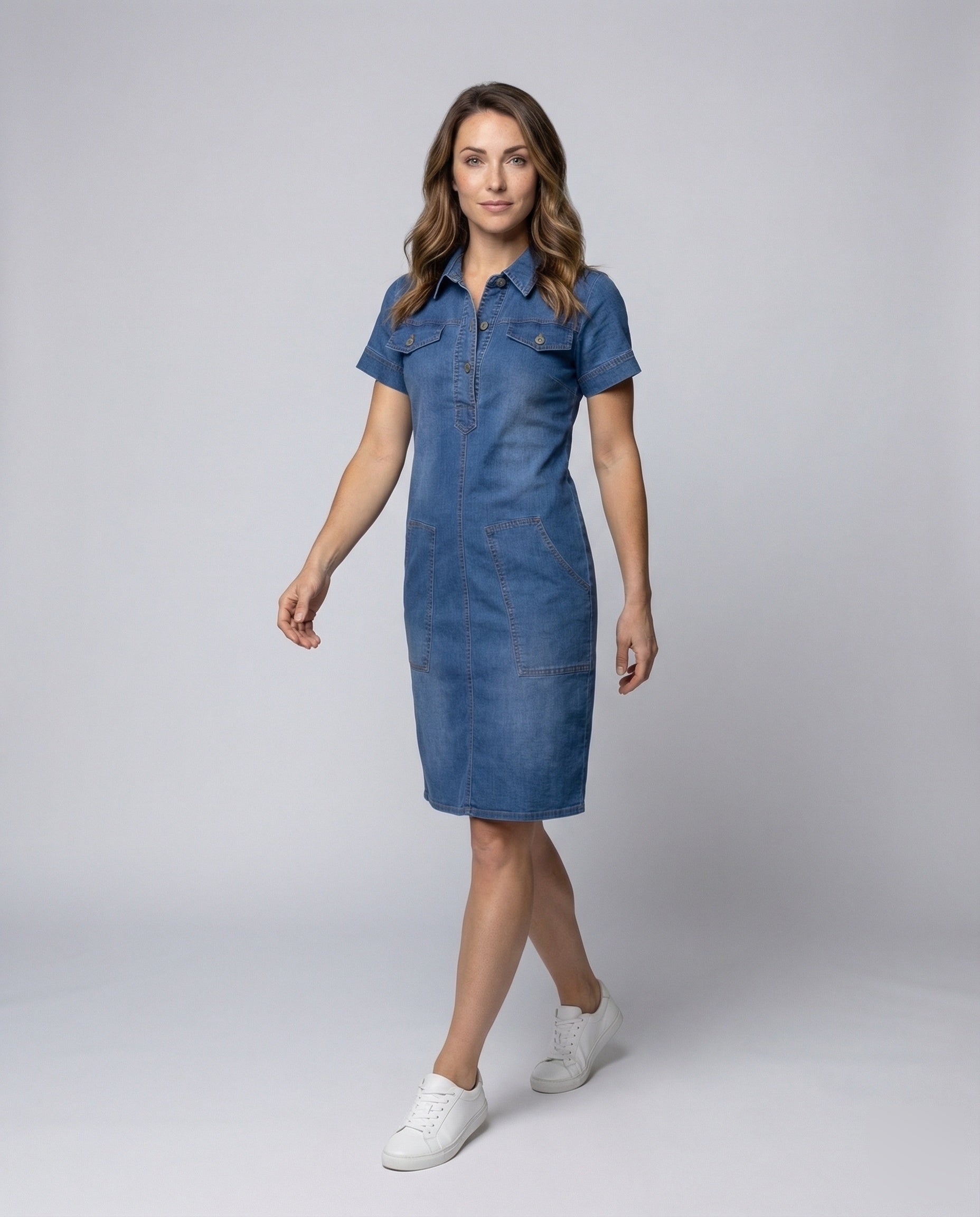 Abito Camicia Denim Donna Tasche sul Petto Lunghezza Ginocchio - Brentozzi