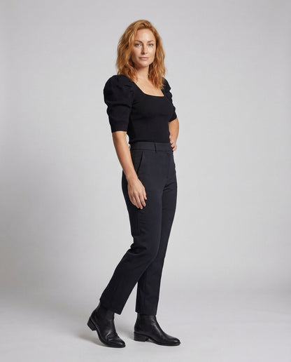 Maglia Donna in Maglia Costine Manica Sbuffo Scollo Quadrato - Brentozzi