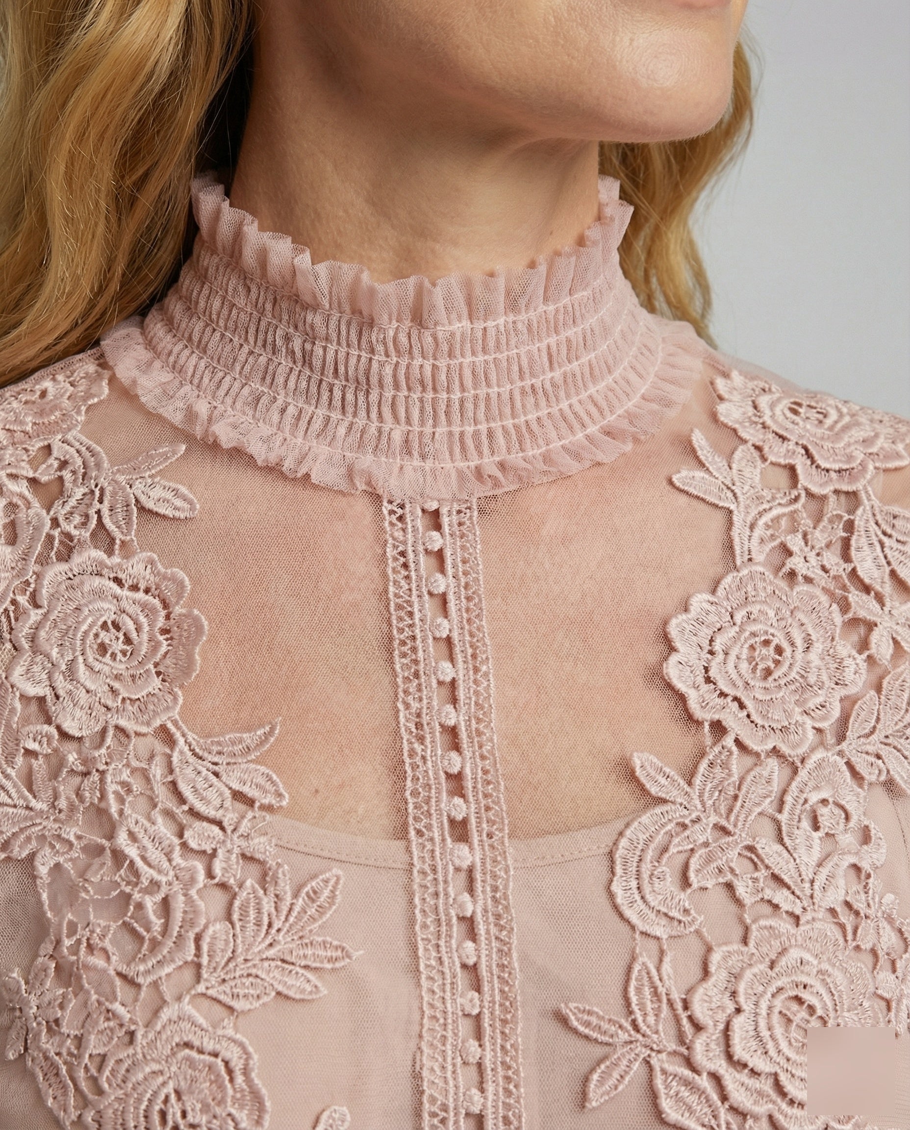 Product 15548878324042 - close_up_detail
