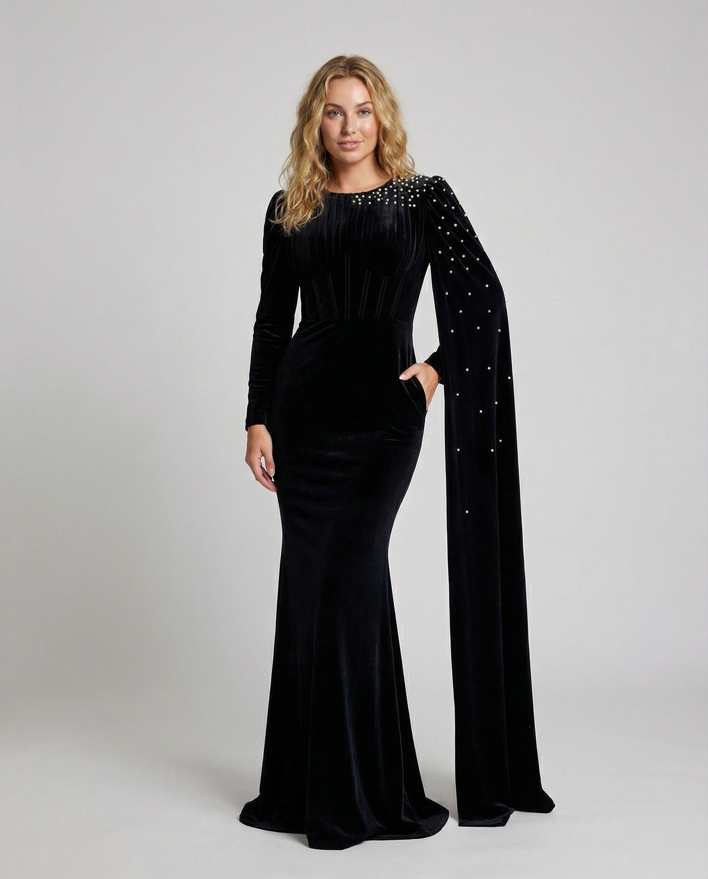 Abito Elegante Donna in Velluto con Cape Perline - Brentozzi