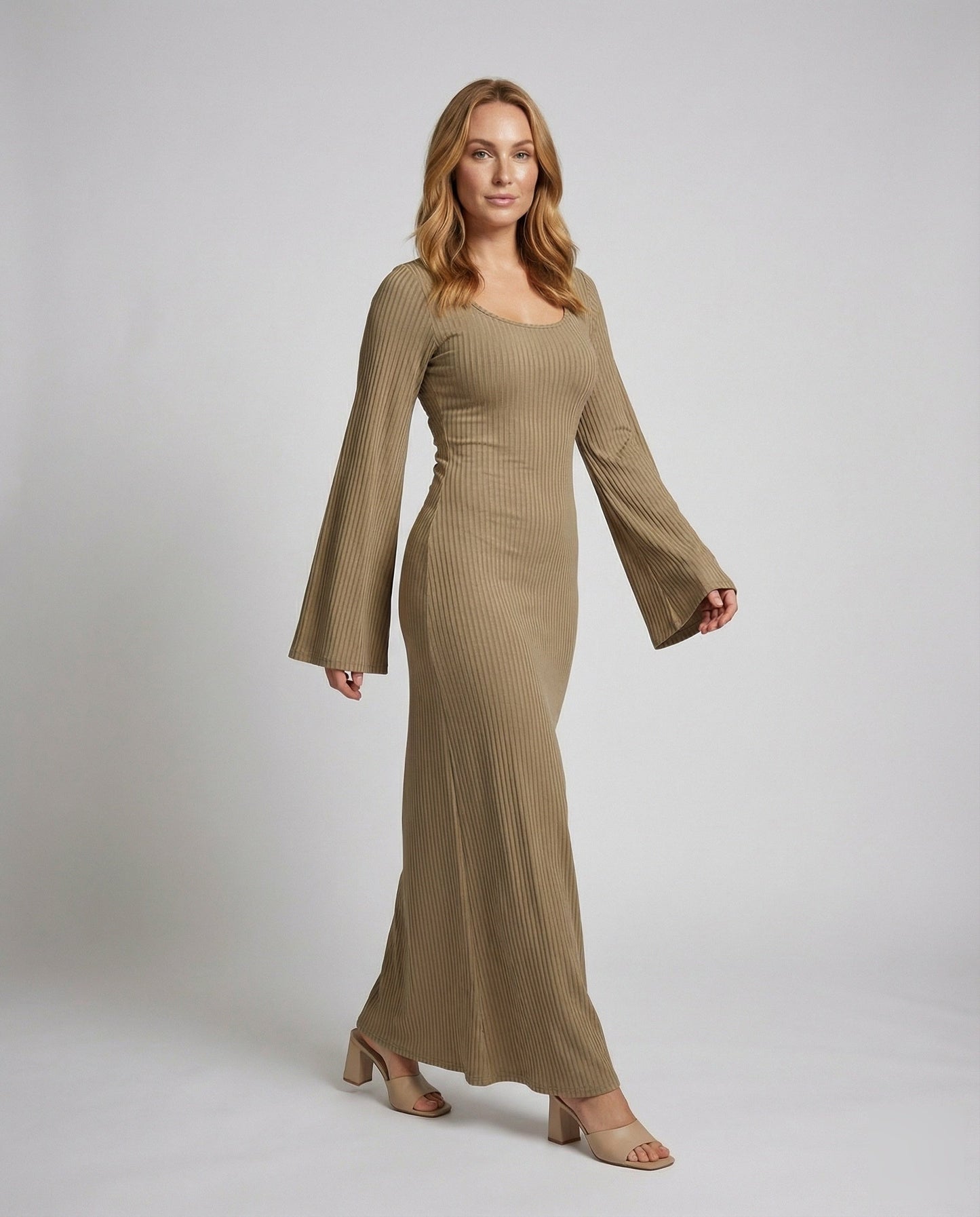 Abito Maxi Donna in Maglia Costina Manica a Trombetta - Brentozzi