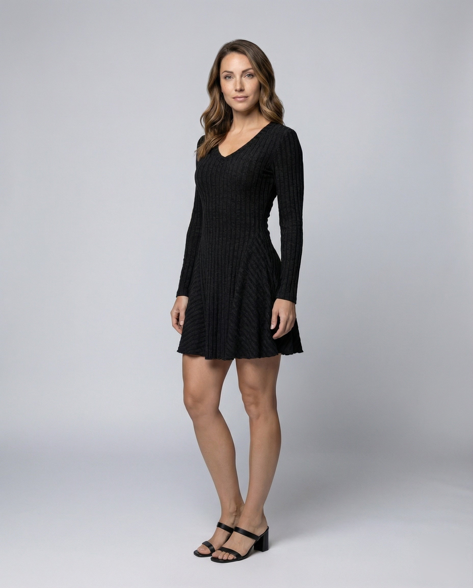 Abito Minikleid Donna in Maglia Costine Svasato - Brentozzi