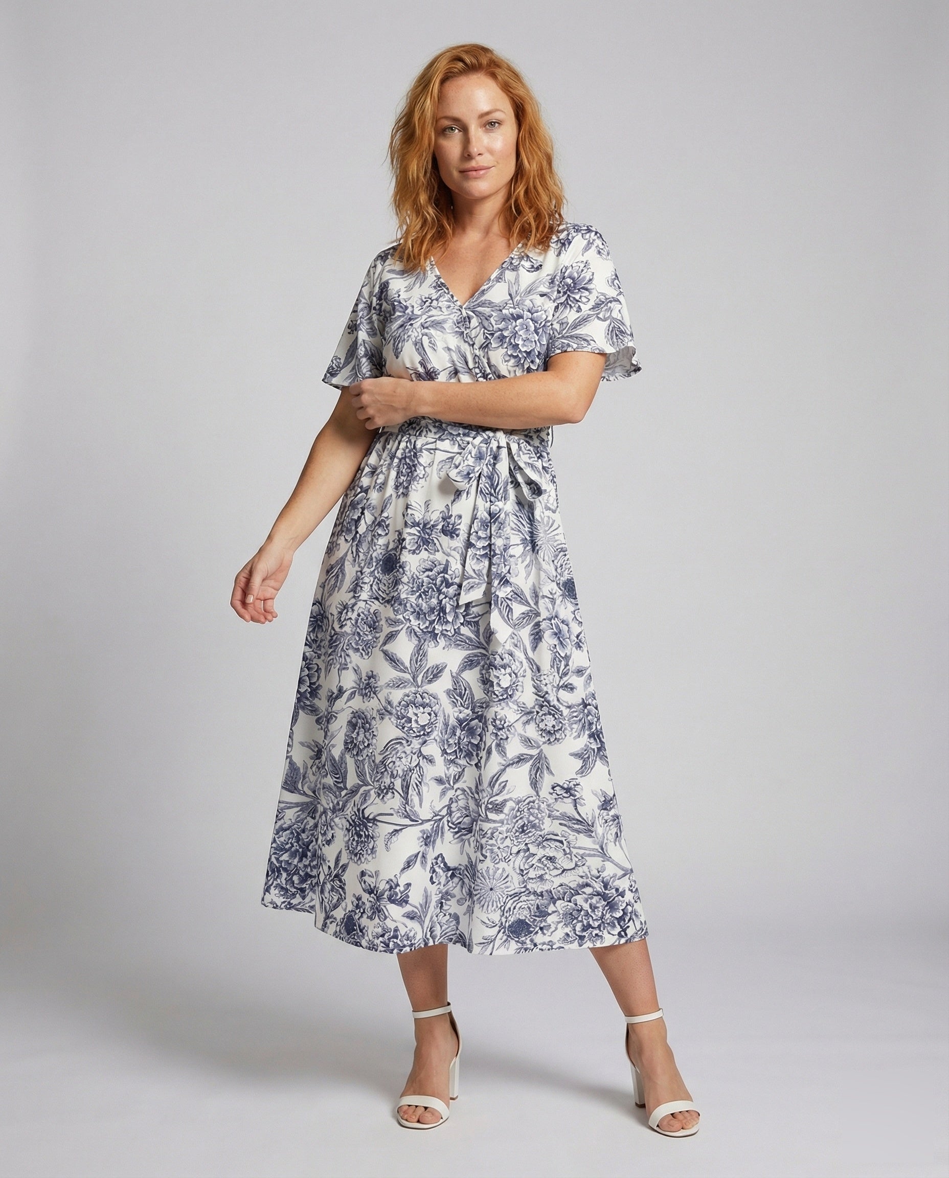 Abito Maxi Donna Scollo a V con Cintura e Vestibilità Sagomata - Brentozzi