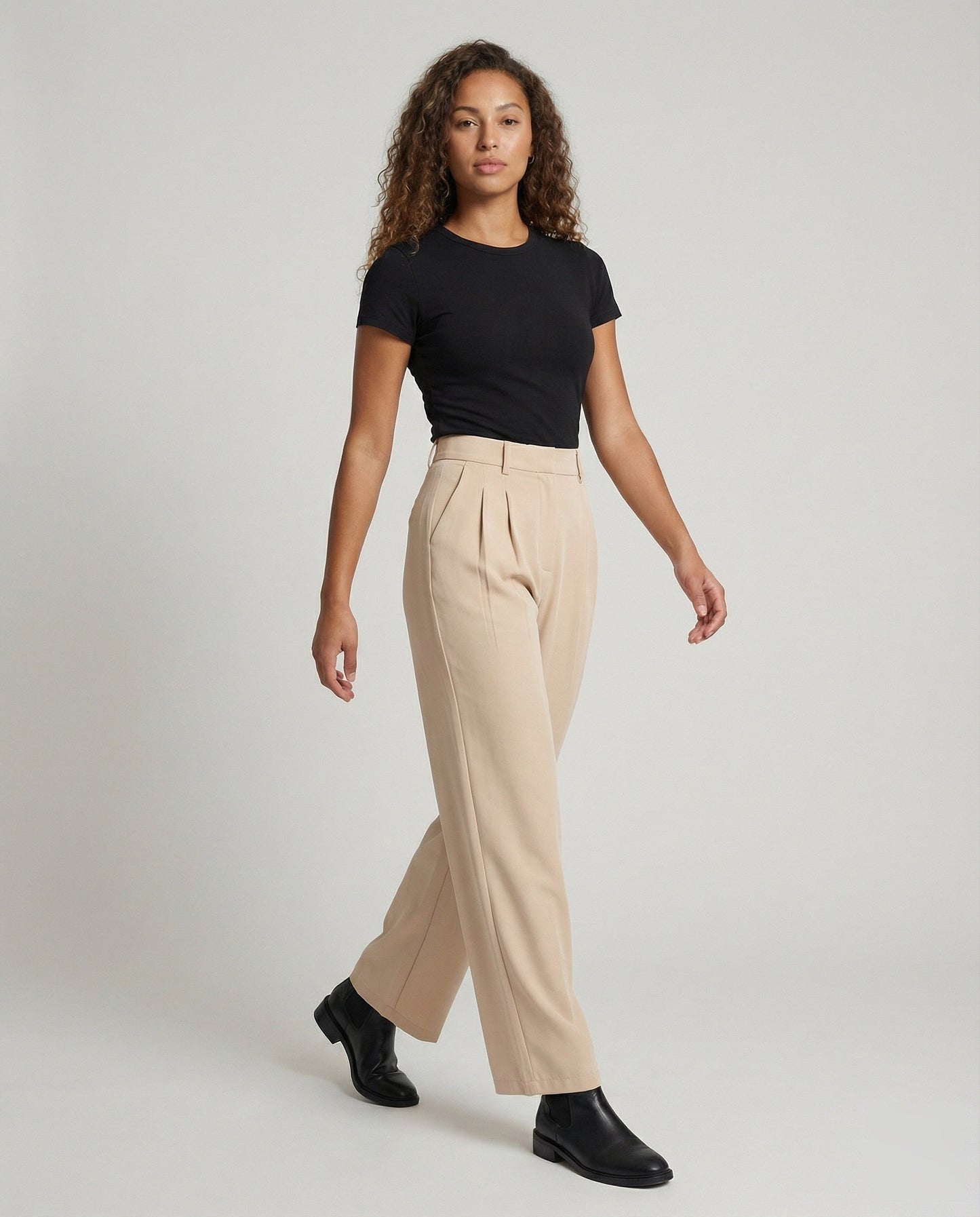 Pantaloni Donna in Tessuto Vita Alta con Pieghe Frontali - Brentozzi
