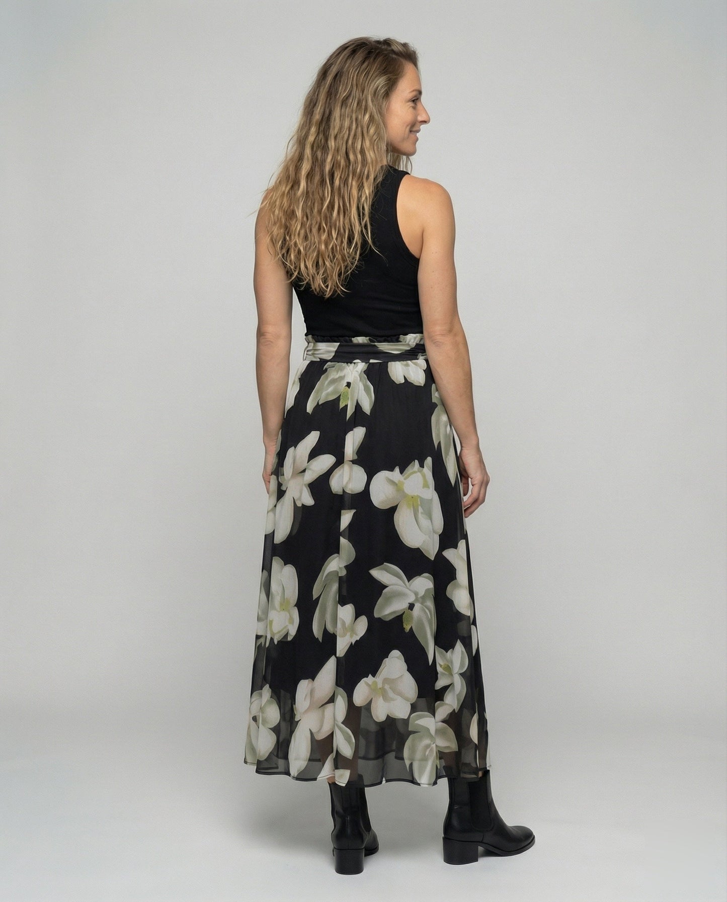 Product 15552588939594 - back_view