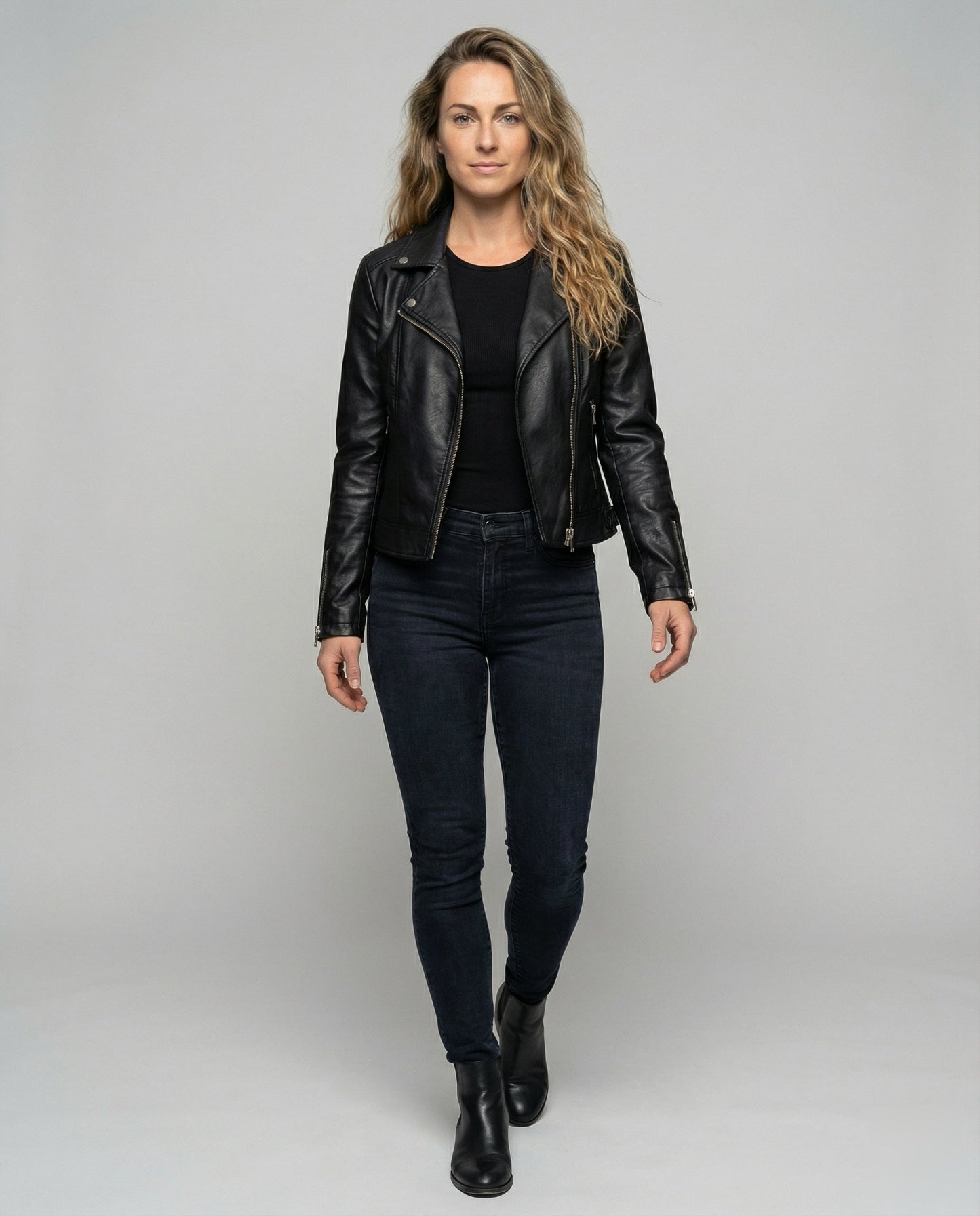 Giacca Biker Donna in Pelle Asimmetrica Stile Robust - Brentozzi