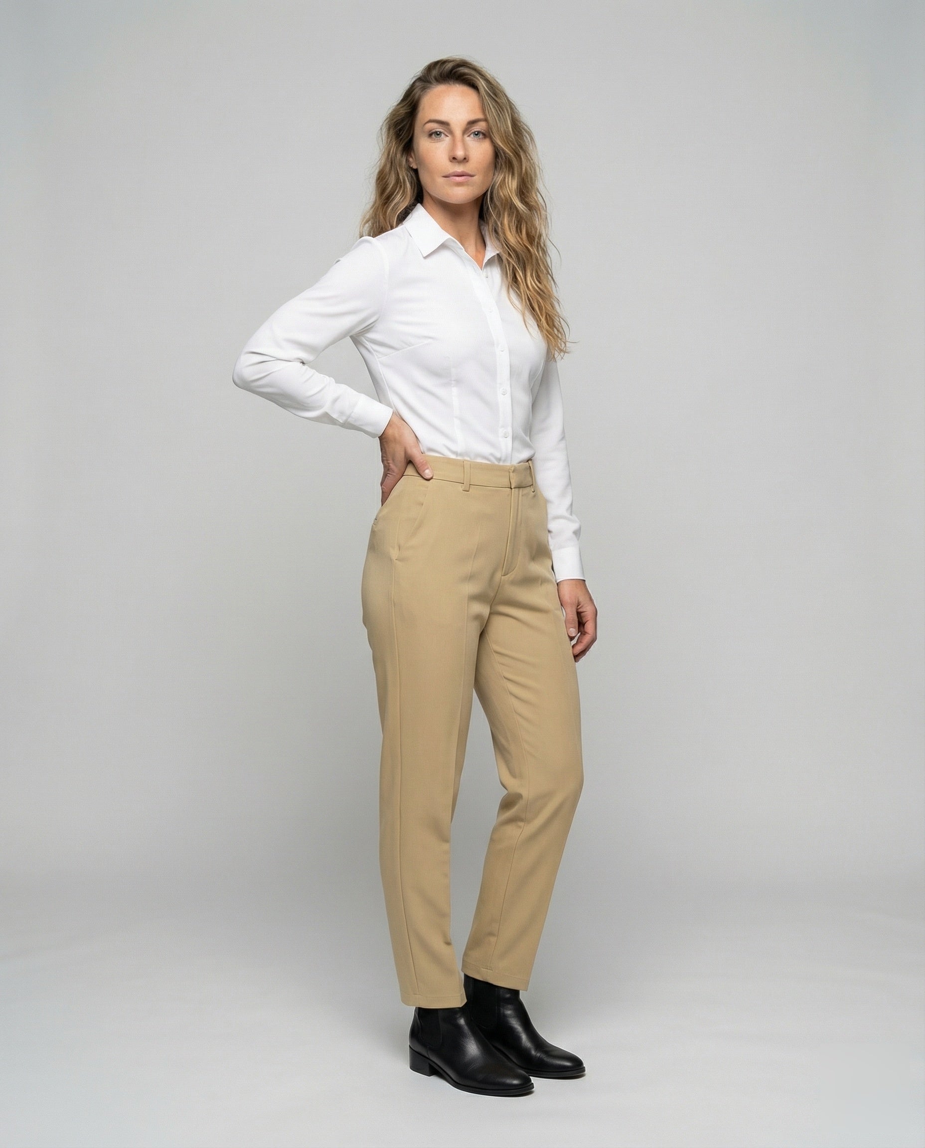 Pantaloni Donna a Vita Alta con Pieghe Slim Fit - Brentozzi