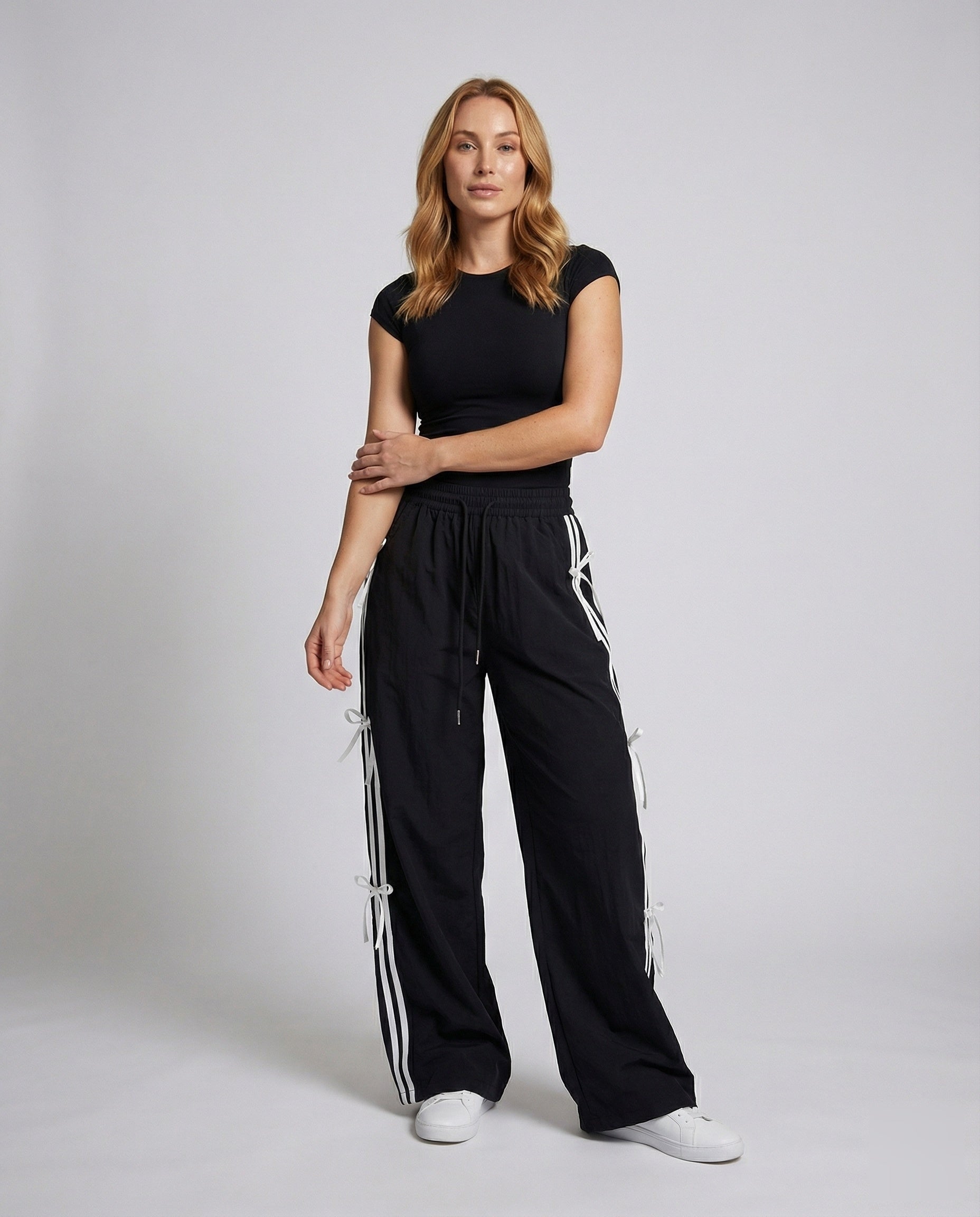 Pantaloni Sportivi Donna Ampi con Passanti Laterali - Brentozzi
