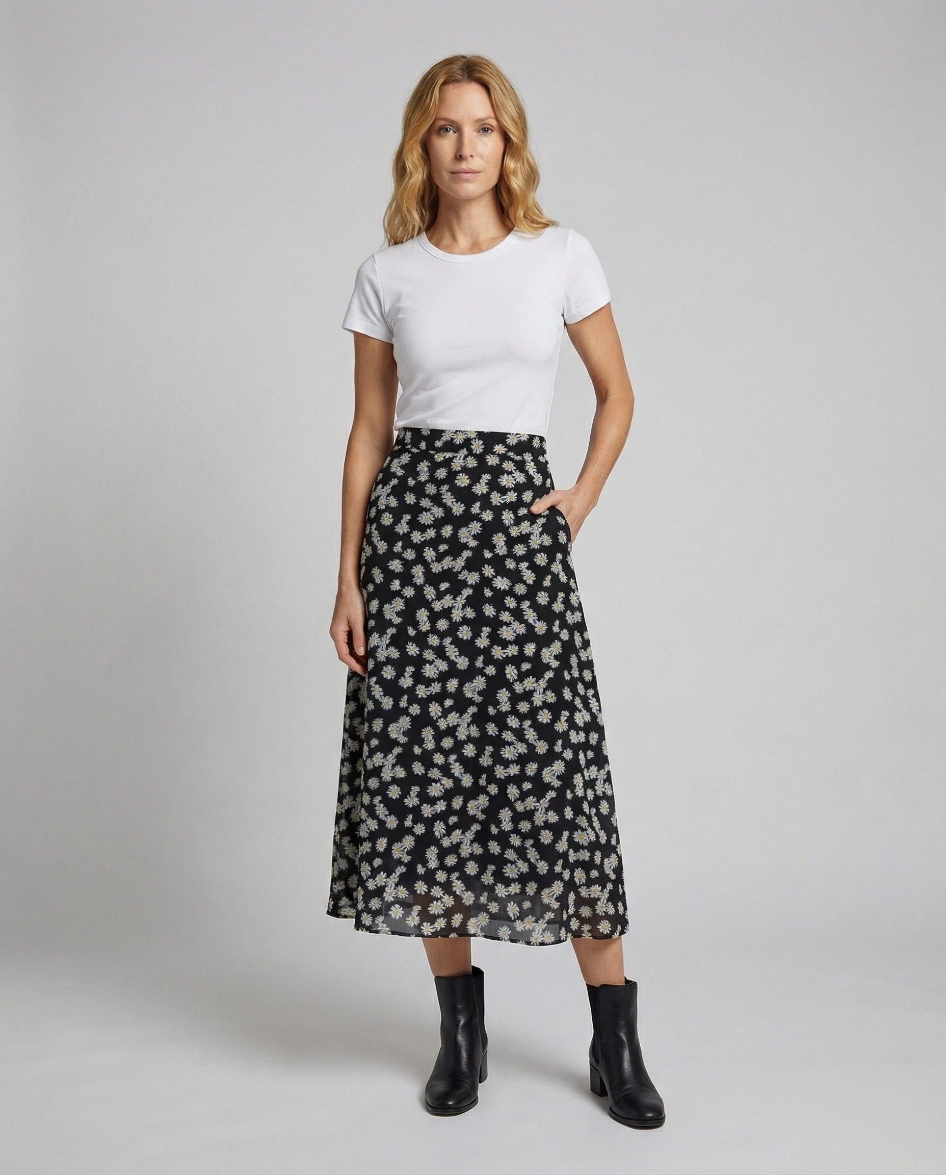 Gonna Svasata Donna Tessuto Leggero Stile Floreale - Brentozzi