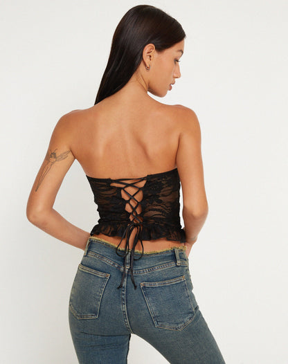 Donna in Pizzo con Protezione Seno Scollo Girocollo