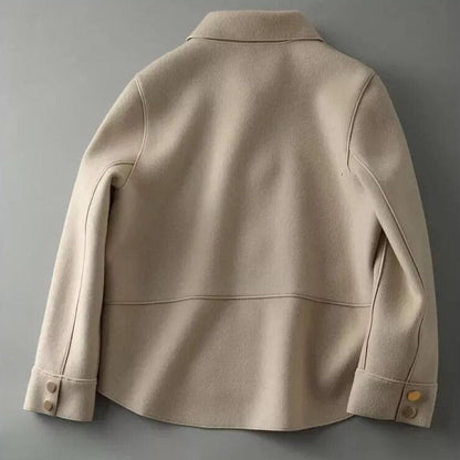 Piumino Donna con Chiusura a Bottoni Taglio Compatto Invernale