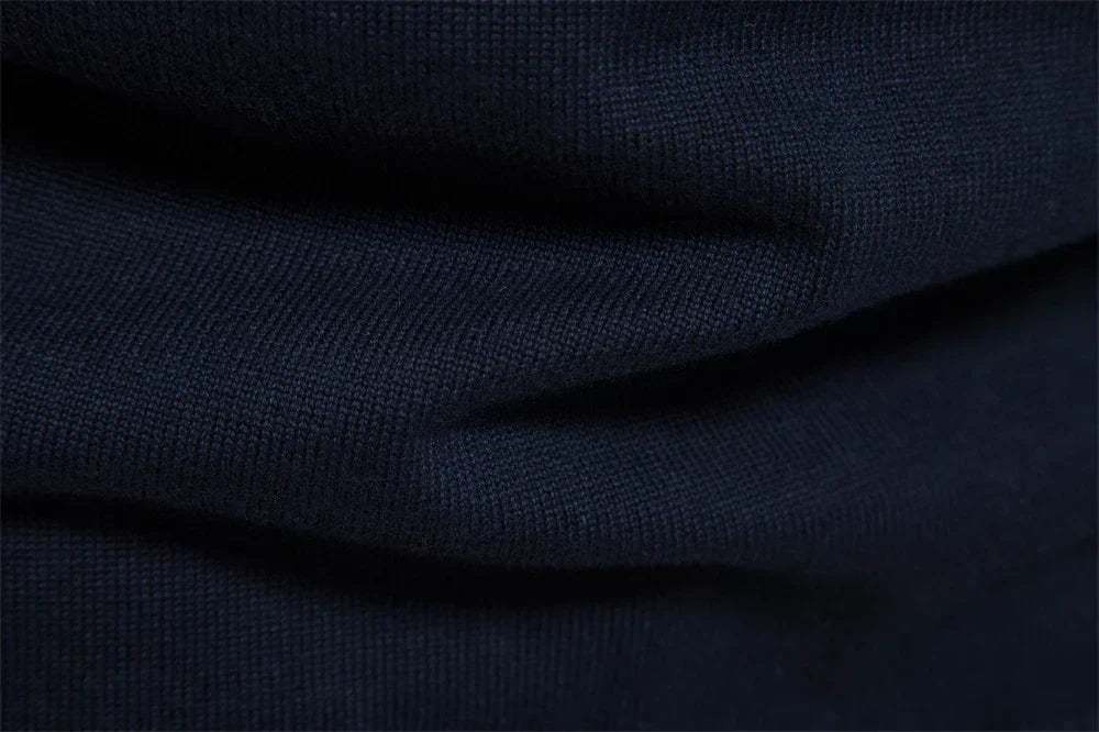 Maglione Uomo con Zip Collo Alto Design a Righe