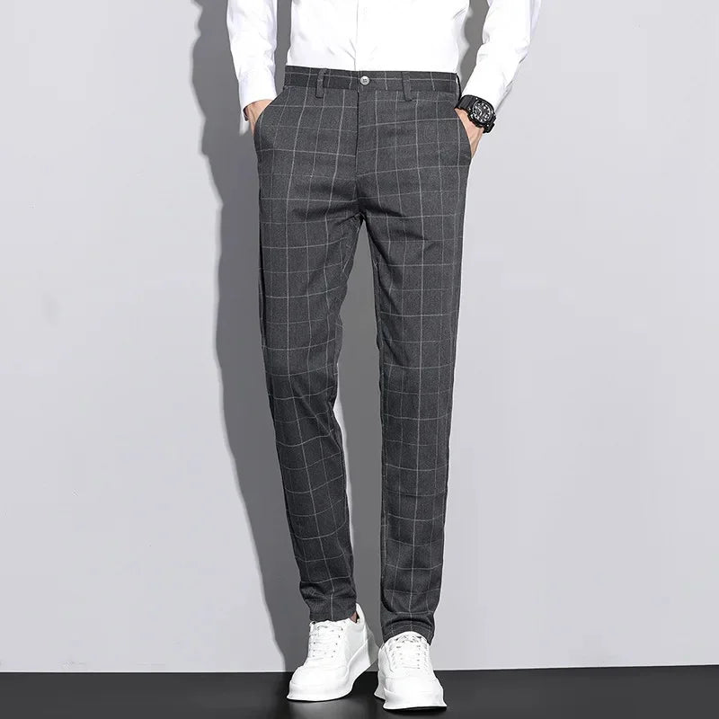 Pantaloni Uomo con Motivo a Righe Stile Strutturato