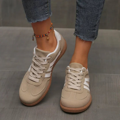 Sneaker Uomo con Lacci Suola in Gomma