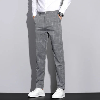 Pantaloni Uomo con Motivo a Righe Stile Strutturato