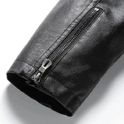 Giacca Uomo in Ecopelle con Tasche Vestibilità Comoda